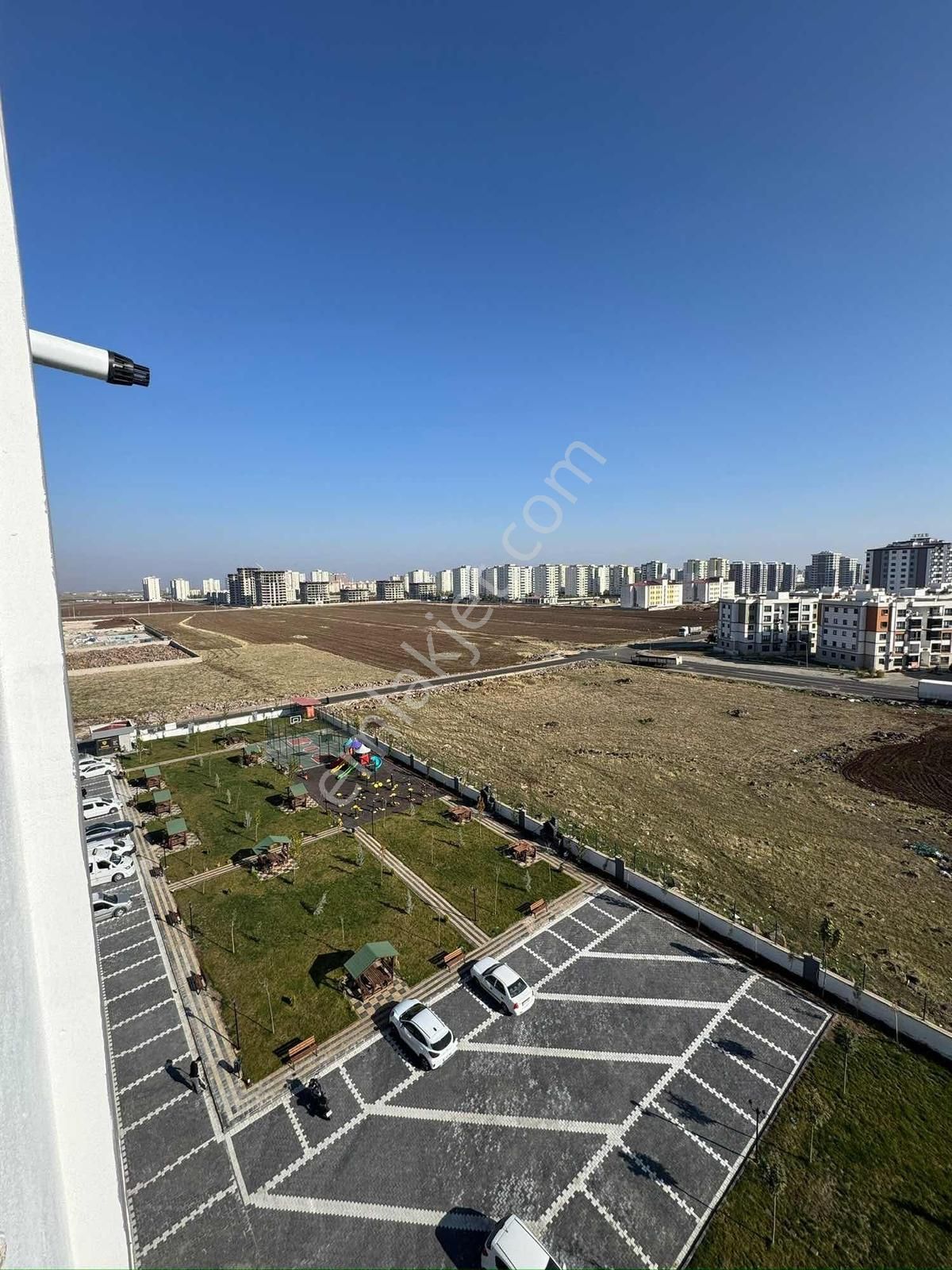 Yenicezaevi Livia Yapıda 2+1 Acil Satılık Fırsat Daire - Görsel 13