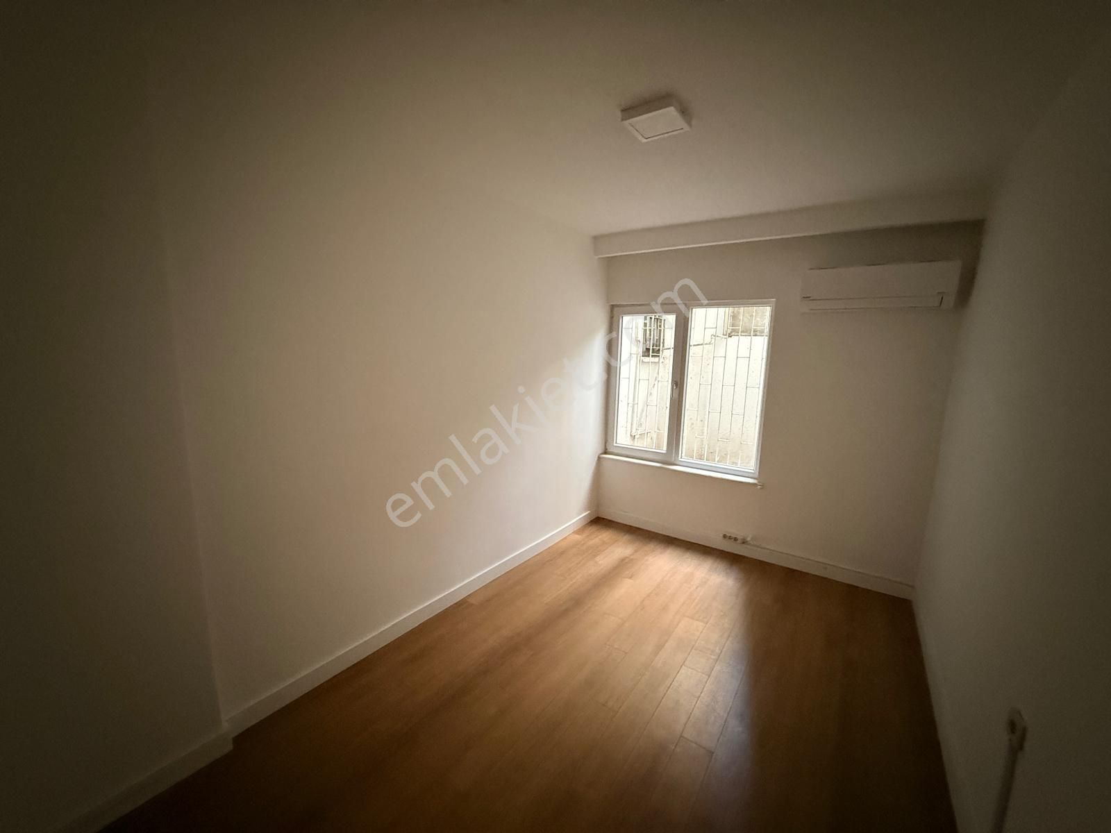 Bahçelievler De Denize Yürüme Mesafesi 2+1 Kiralık Daire - Görsel 6