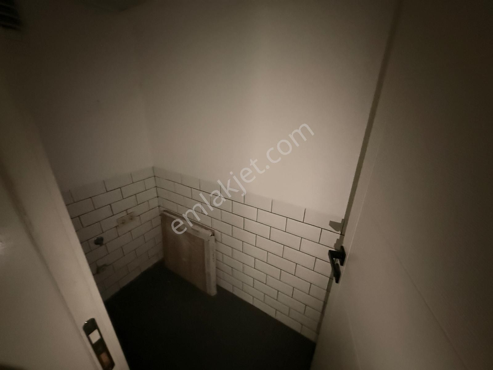 Bahçelievler De Denize Yürüme Mesafesi 2+1 Kiralık Daire - Görsel 8