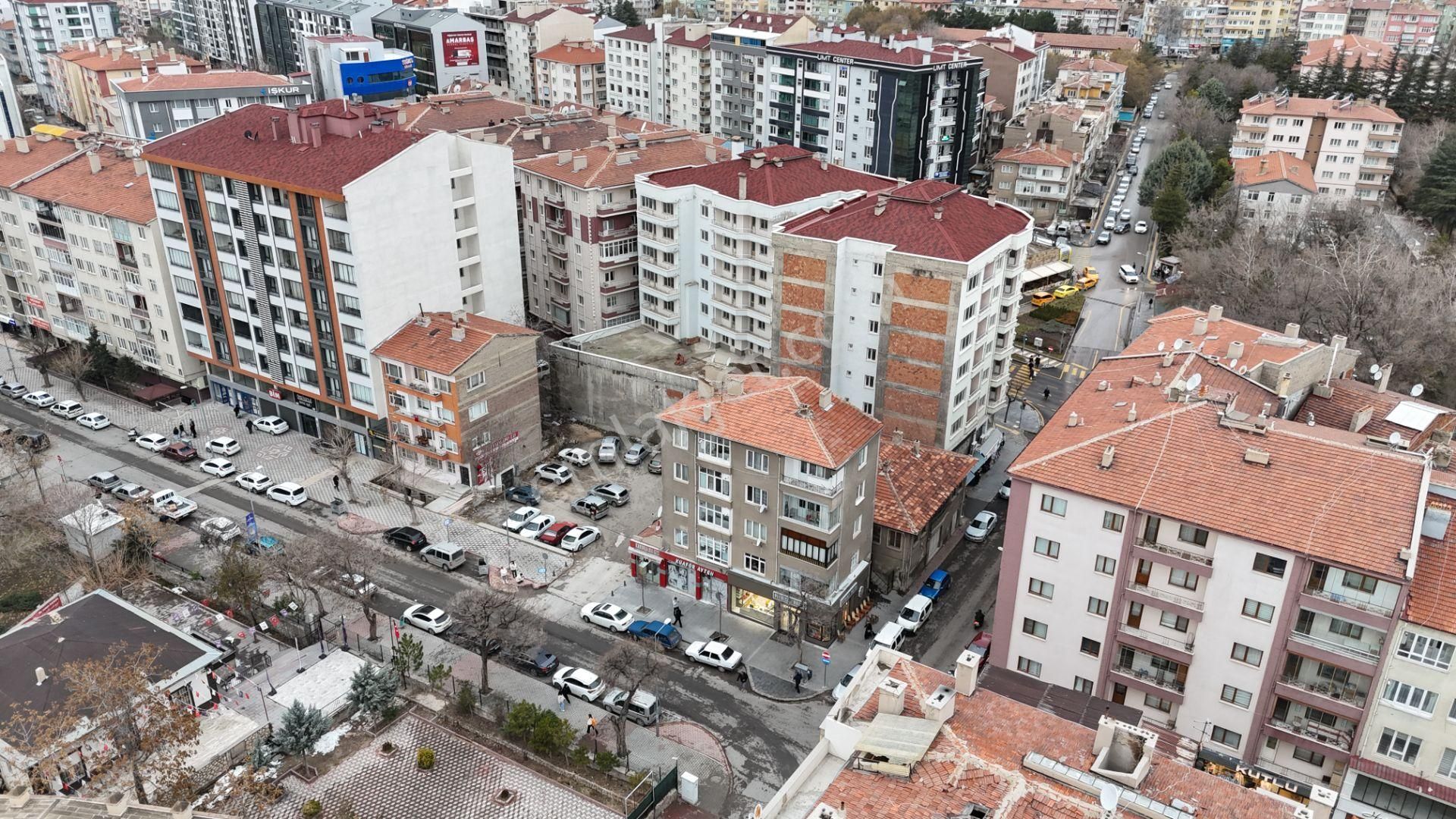 E.gökal Kiralık ! Şadırvan Parkı Yanı ! 40 M2 Yola Cephe Dükkan - Görsel 22