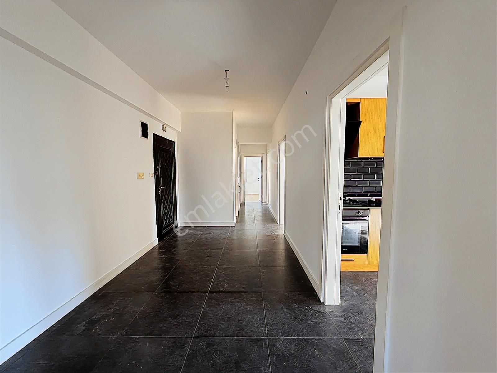 Konyaaltı Atatürk Bulvarı Üzerinde 3+1 Kiralık Daire - Görsel 13
