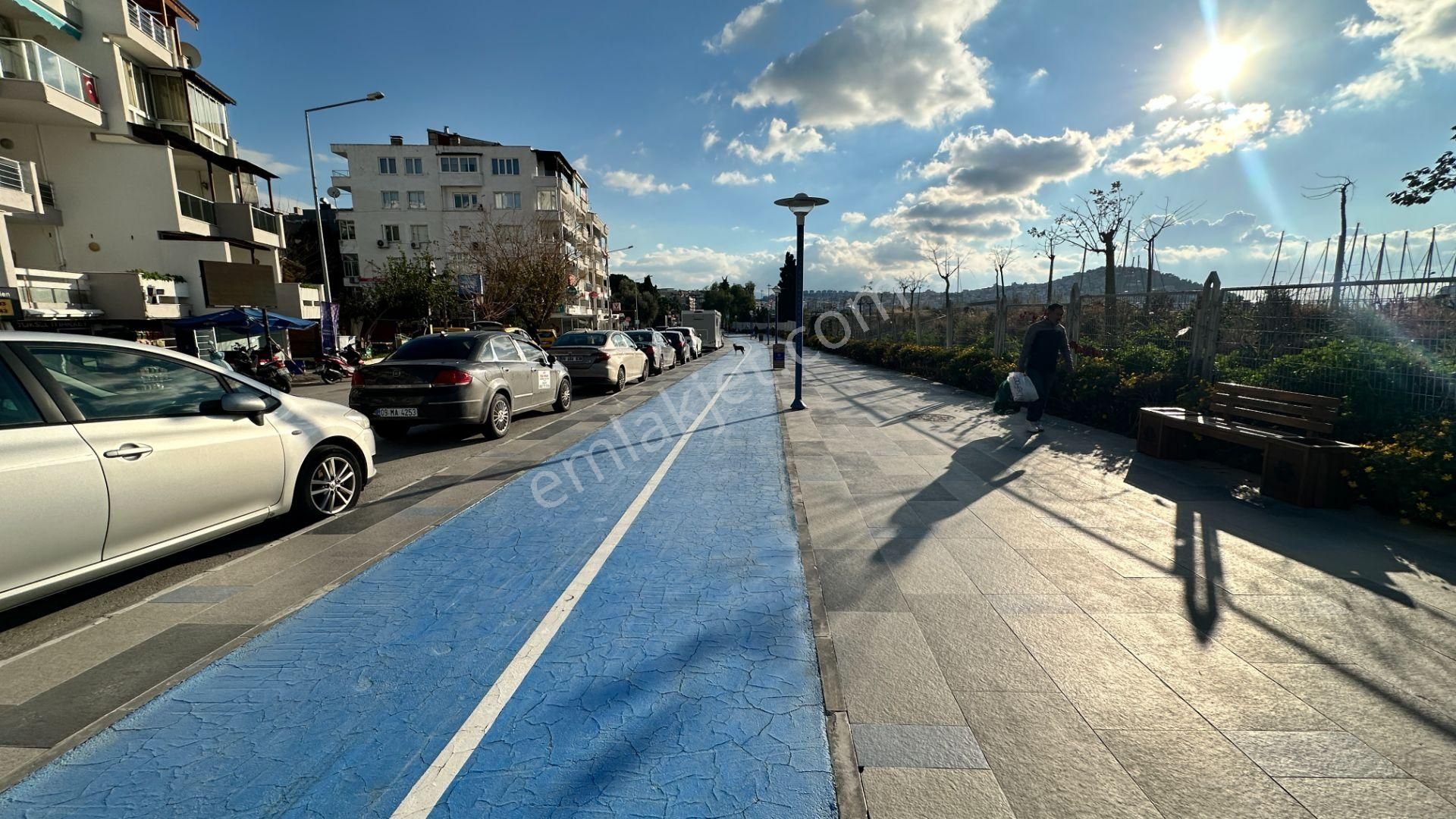 Kuşadası Liman Apt. Panaromik Deniz, Marina Manzaralı 3+1 Yalı Dairesi - Görsel 17