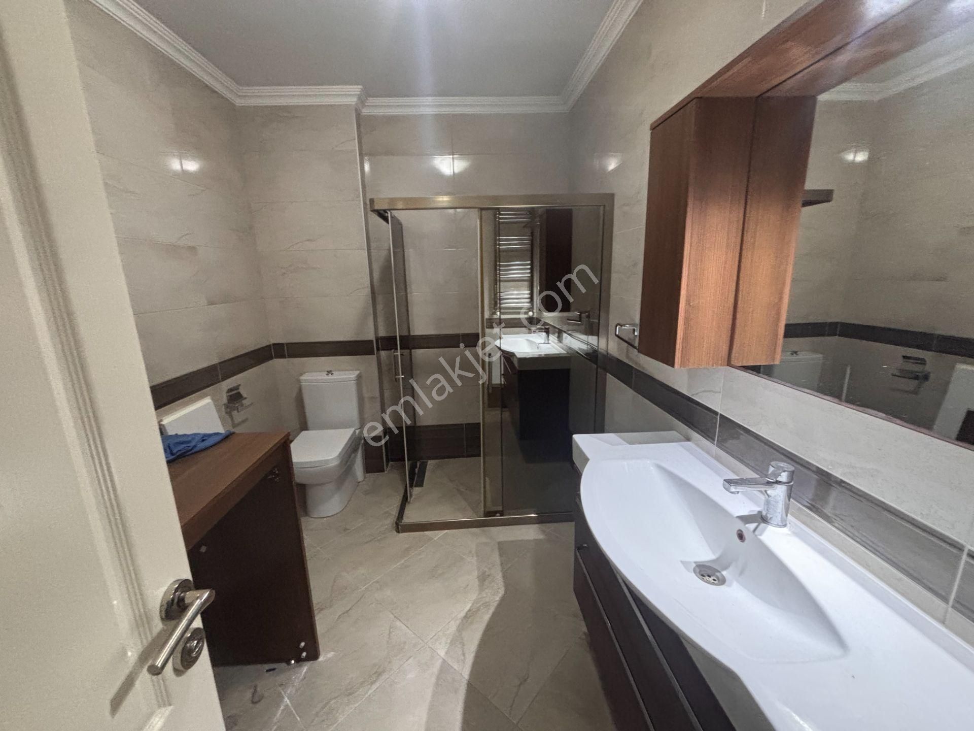 Kuşadası Liman Apt. Panaromik Deniz, Marina Manzaralı 3+1 Yalı Dairesi - Görsel 12