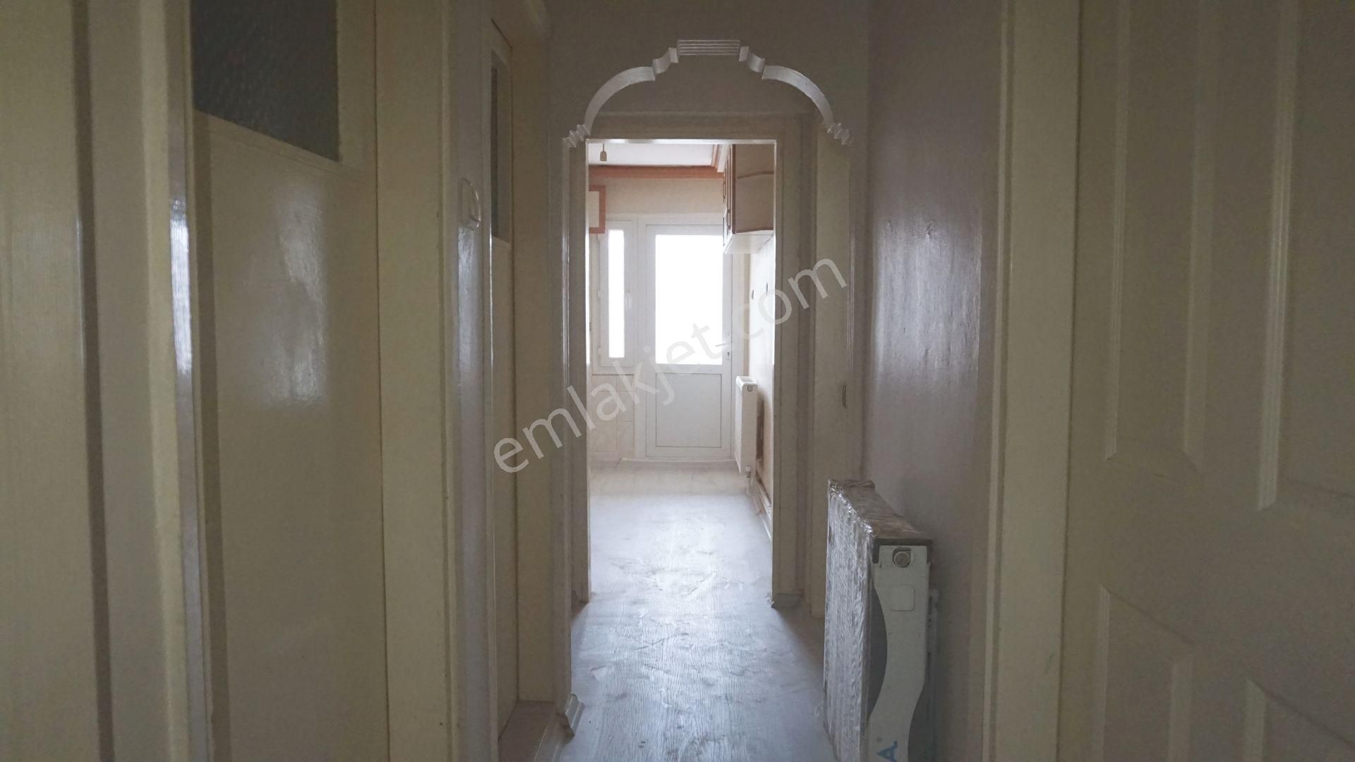 Egekent Kiralık 3+1 Doğalgaz Kombili+balkonlu Çiğli Serkan Dan - Görsel 30