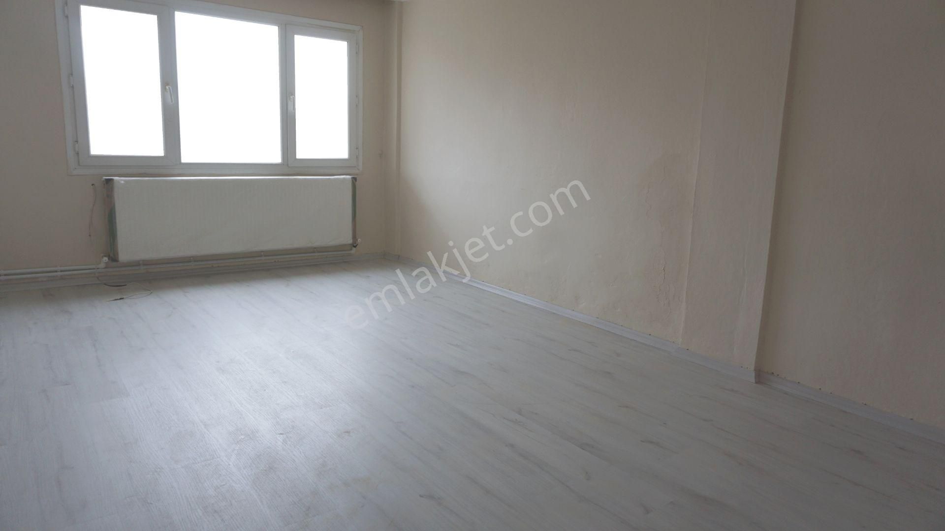 Egekent Kiralık 3+1 Doğalgaz Kombili+balkonlu Çiğli Serkan Dan - Görsel 8