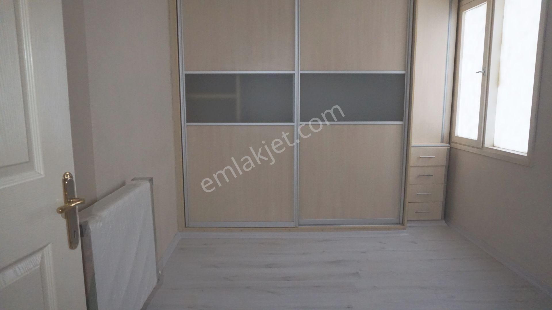 Egekent Kiralık 3+1 Doğalgaz Kombili+balkonlu Çiğli Serkan Dan - Görsel 22