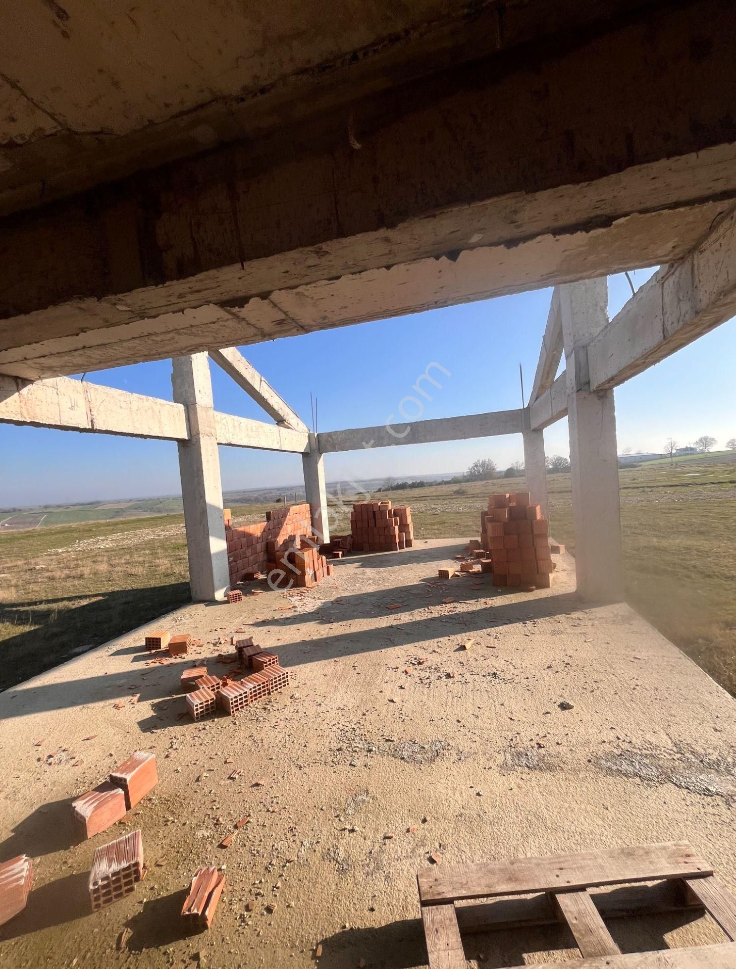 Mayadan Veliköy'de Kabası Bitmiş Natamam Köşe Parsel - Görsel 24