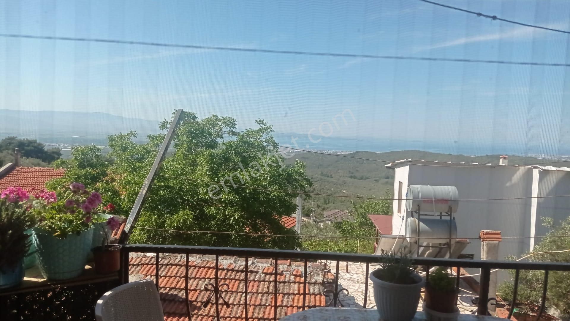 Edremit Pınarbaşı Köyünde 1+1 Eşyalı Kiralık Müstakil Ev