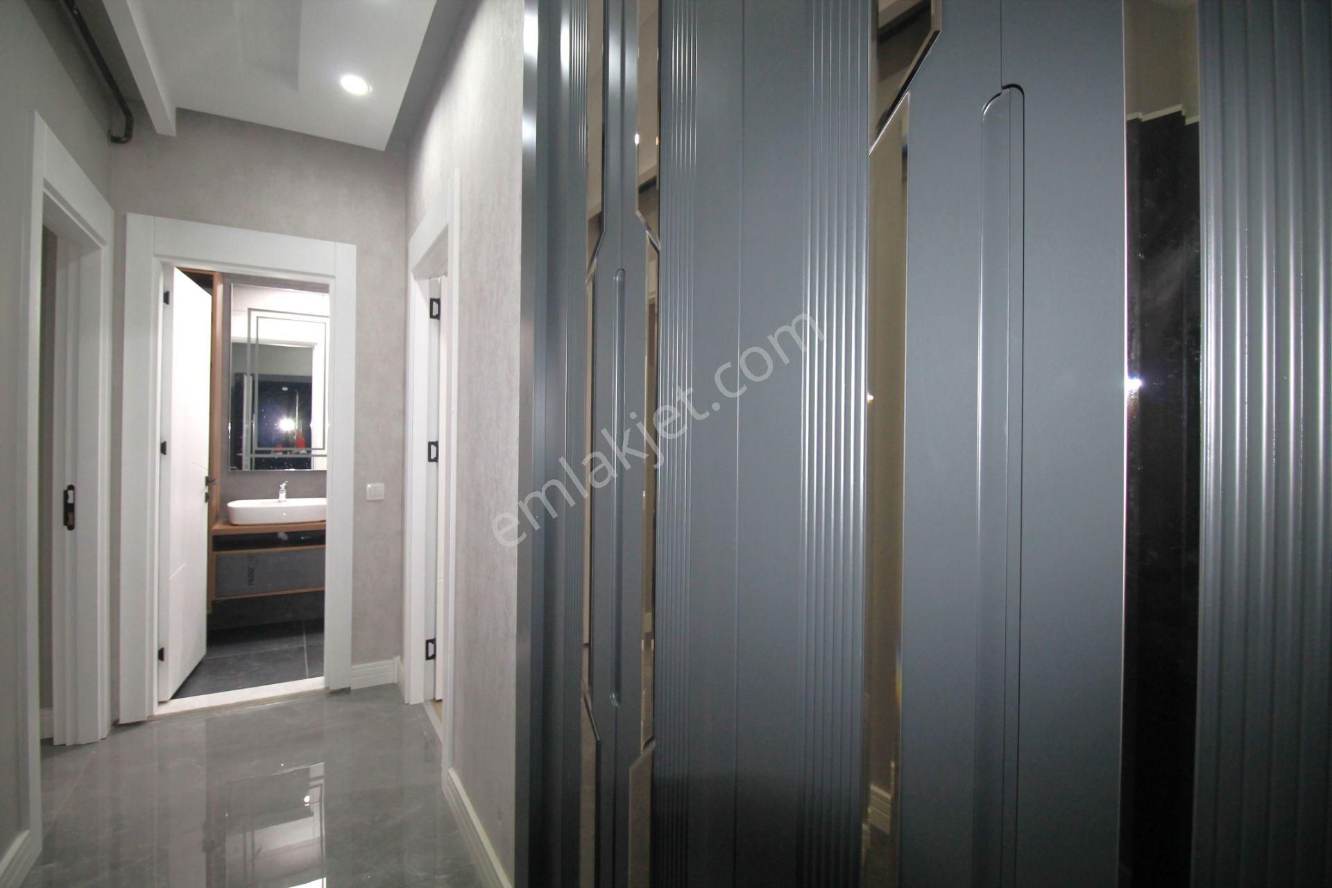 Retro’dan Tece Deniz Mah ‘de Deniz Manzaralı Satılık Eşyalı 1+1 - Görsel 2