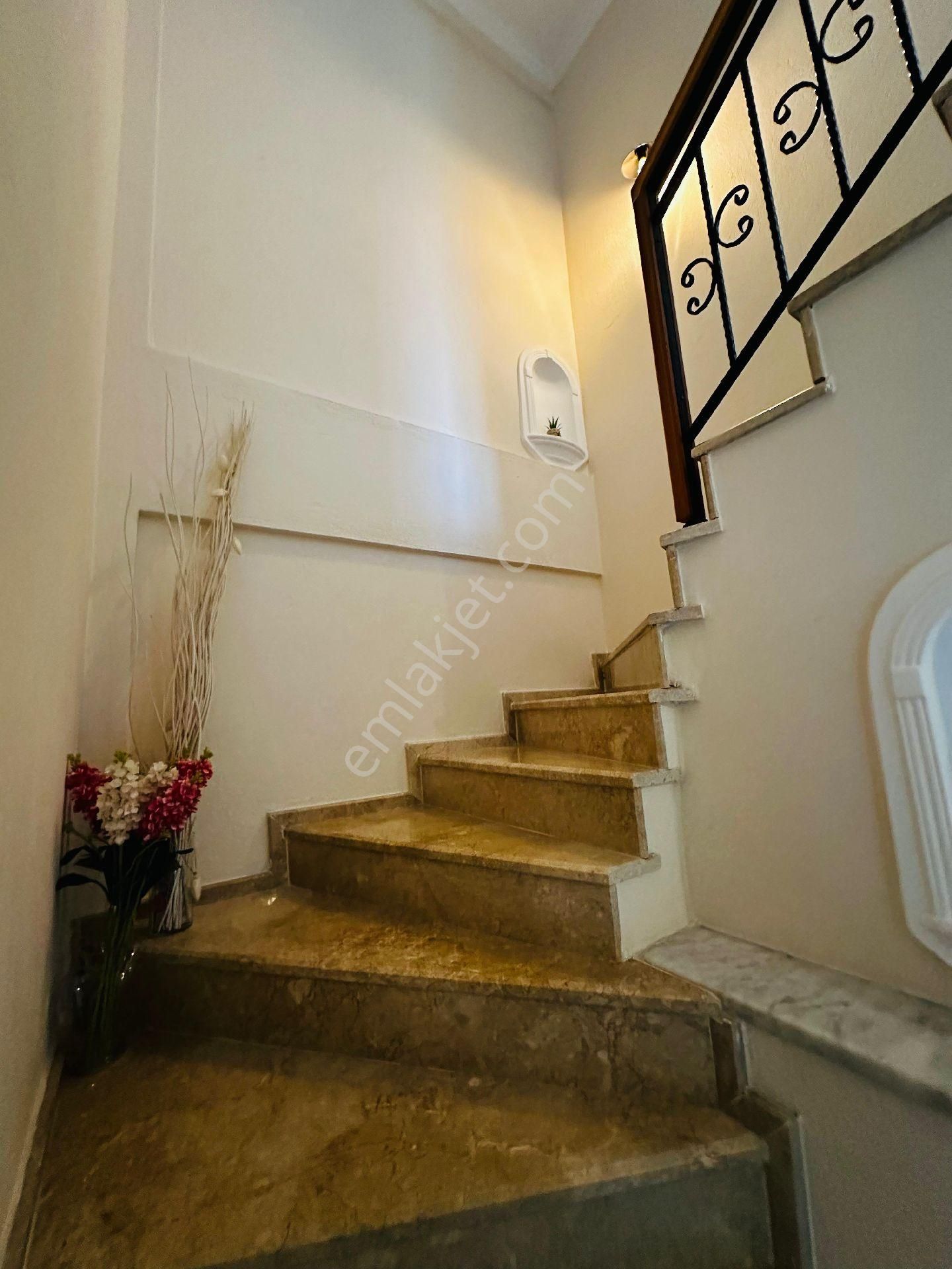 Alaçatı Sakızlar Mevkiinde Sahibinden Sezonluk Kiralık - Görsel 11