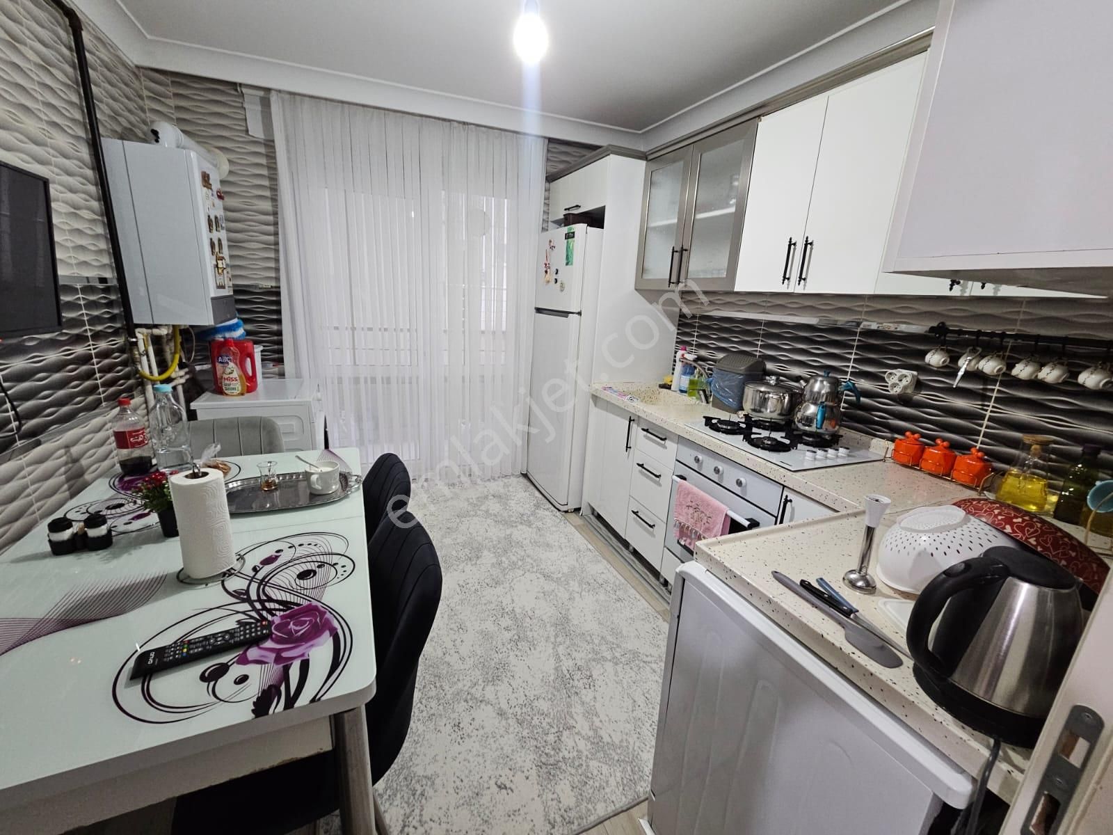 Beşikkaya'da Altınköy Mevkii Asansörlü Ön Cephe 3+1 Giriş Kat Satılık Daire !! - Görsel 13