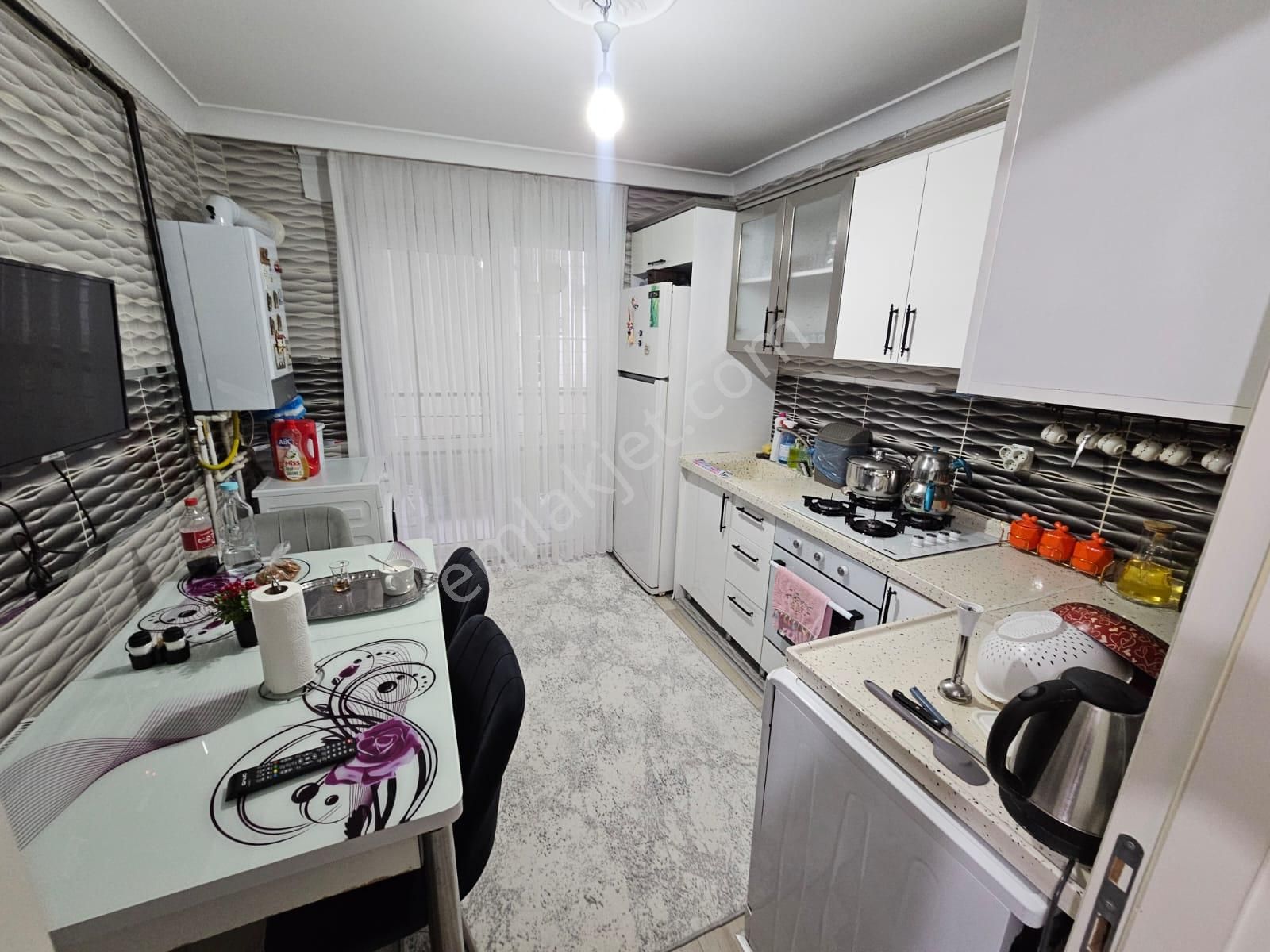 Beşikkaya'da Altınköy Mevkii Asansörlü Ön Cephe 3+1 Giriş Kat Satılık Daire !! - Görsel 14