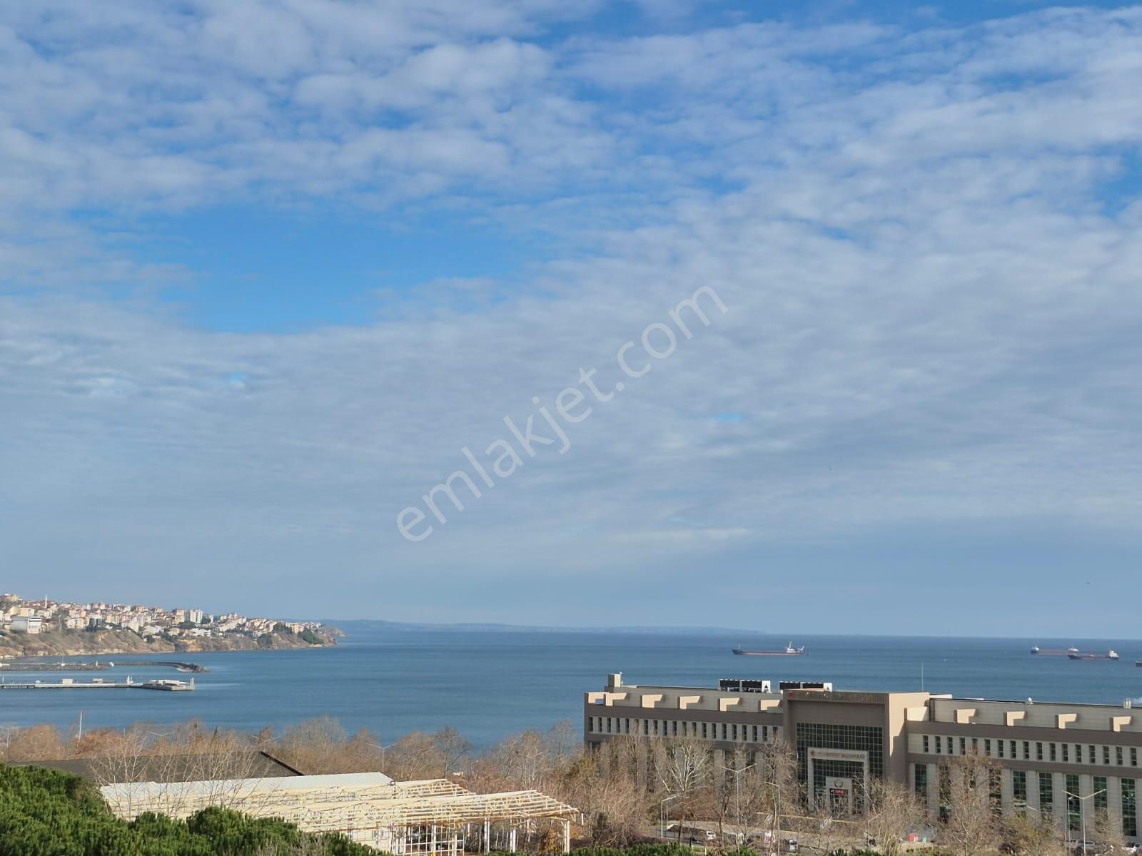 Delux'den 100.yıl'da Panoramik Deniz Manzaralı Sıfır 2+1dublex