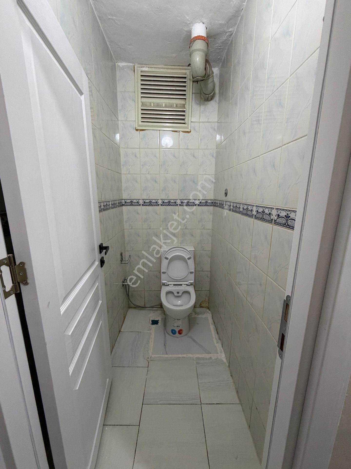 Uğurmumcu Mahallesi 3+1 3.kat Asansörlü 130m² - Görsel 24