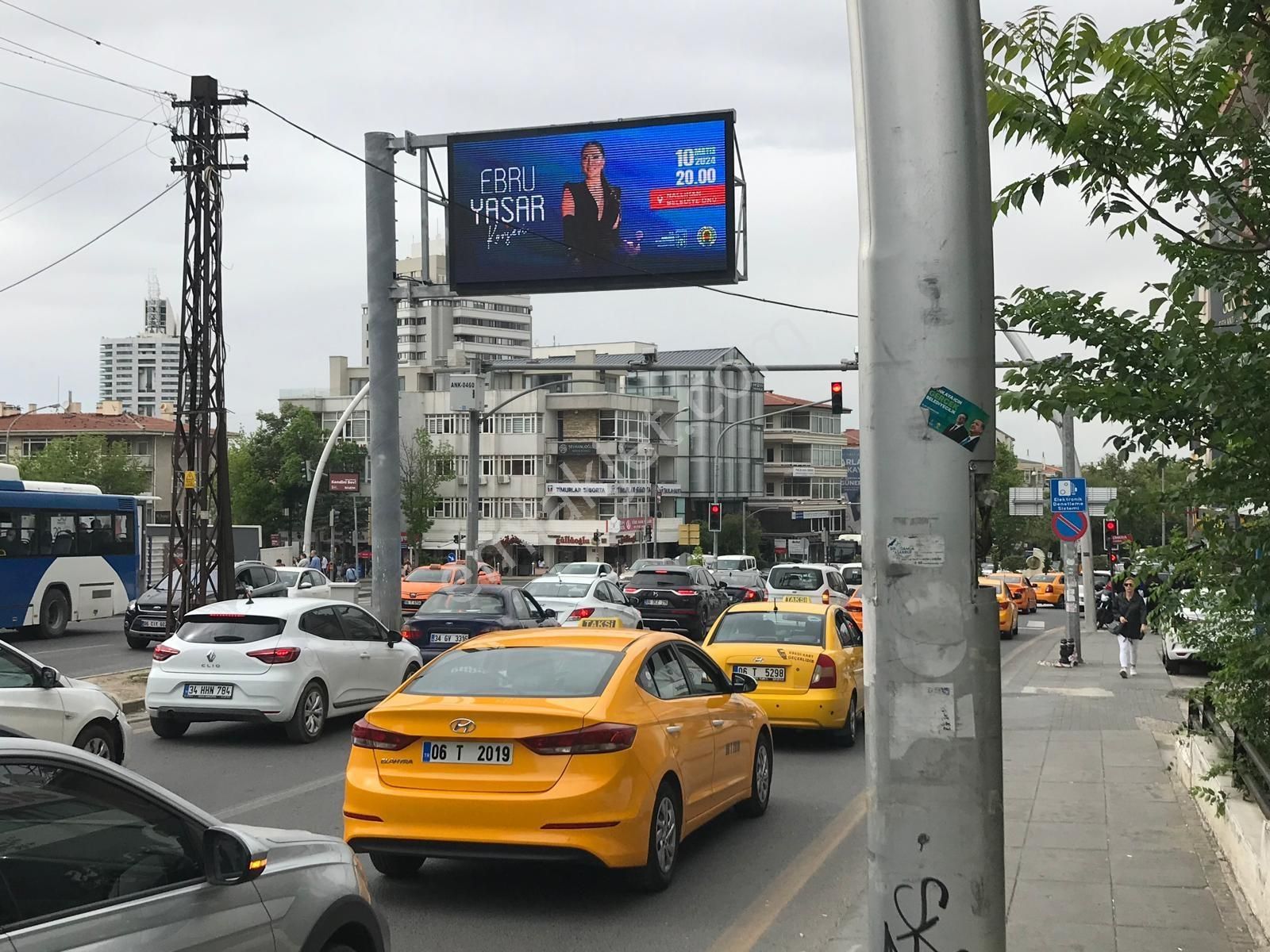 Çankaya Atakule Simon Bolivarda Bahçeli 2katlı Süper Konum - Görsel 14