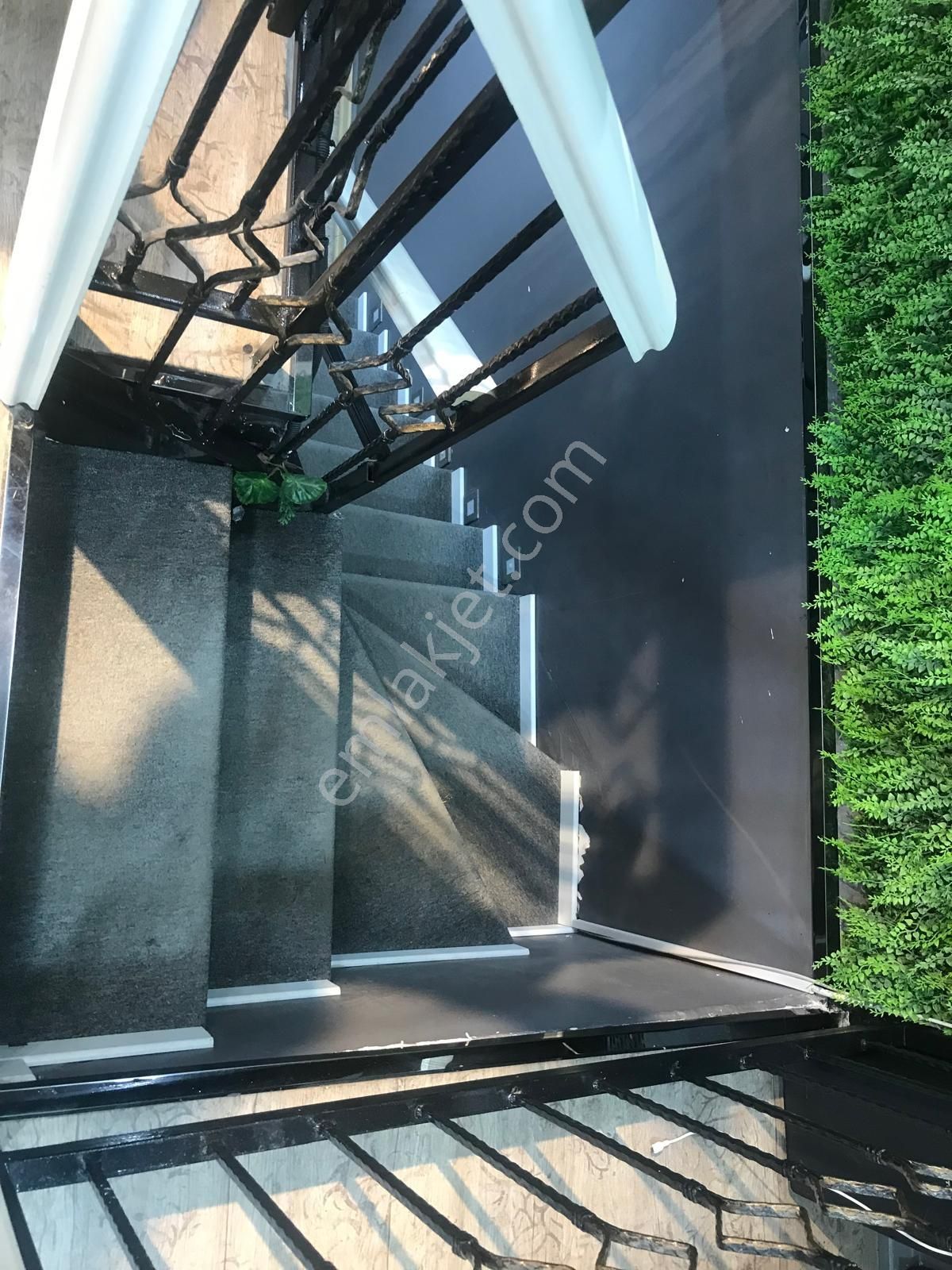 Çankaya Atakule Simon Bolivarda Bahçeli 2katlı Süper Konum - Görsel 3