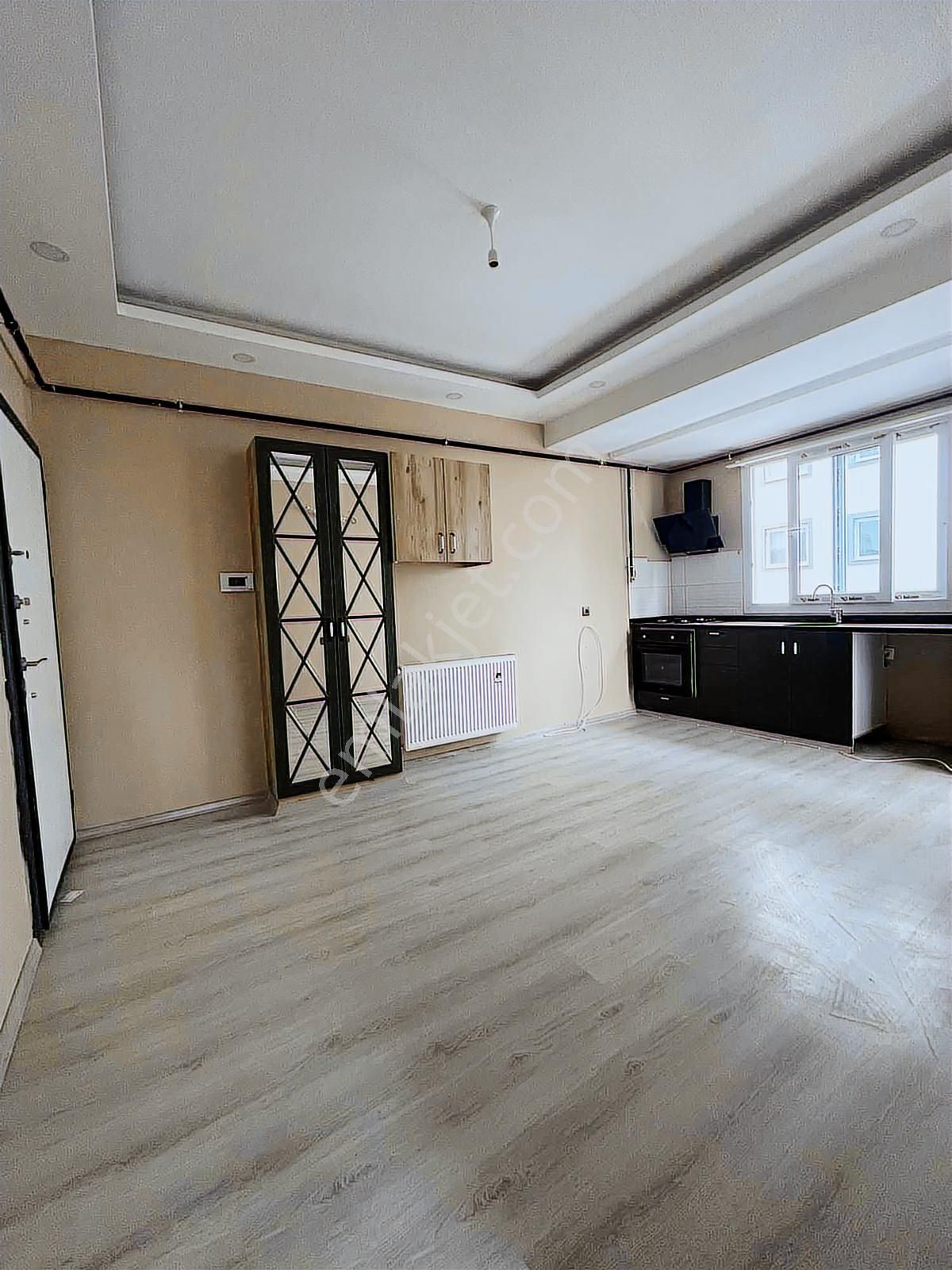 Çarkıpare`de~1+1~stadyum~civarı~ankastreli~site~içerisinde~ - Görsel 6