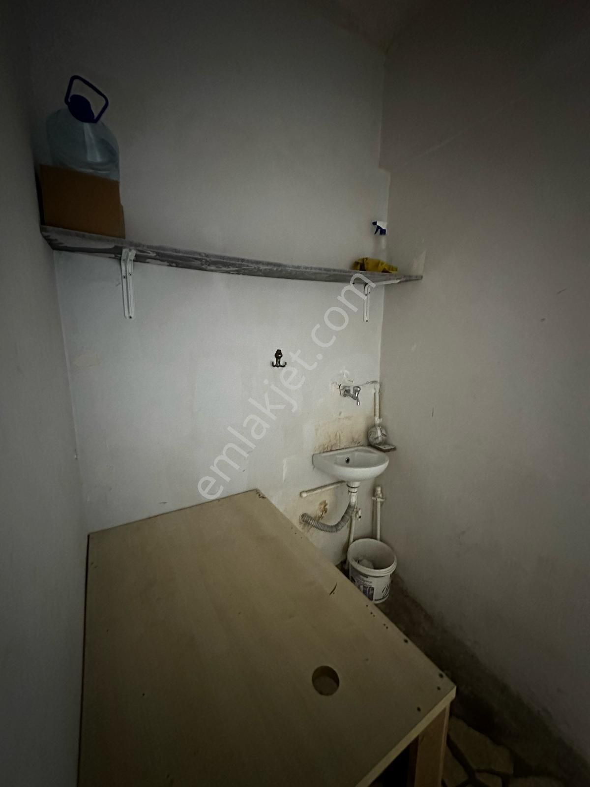 Türkiye Emlak Ana Caddeye Yakın Kiralık Dükkan 20m2 - Görsel 7