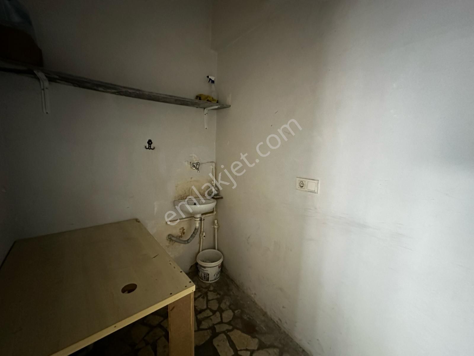 Türkiye Emlak Ana Caddeye Yakın Kiralık Dükkan 20m2 - Görsel 9