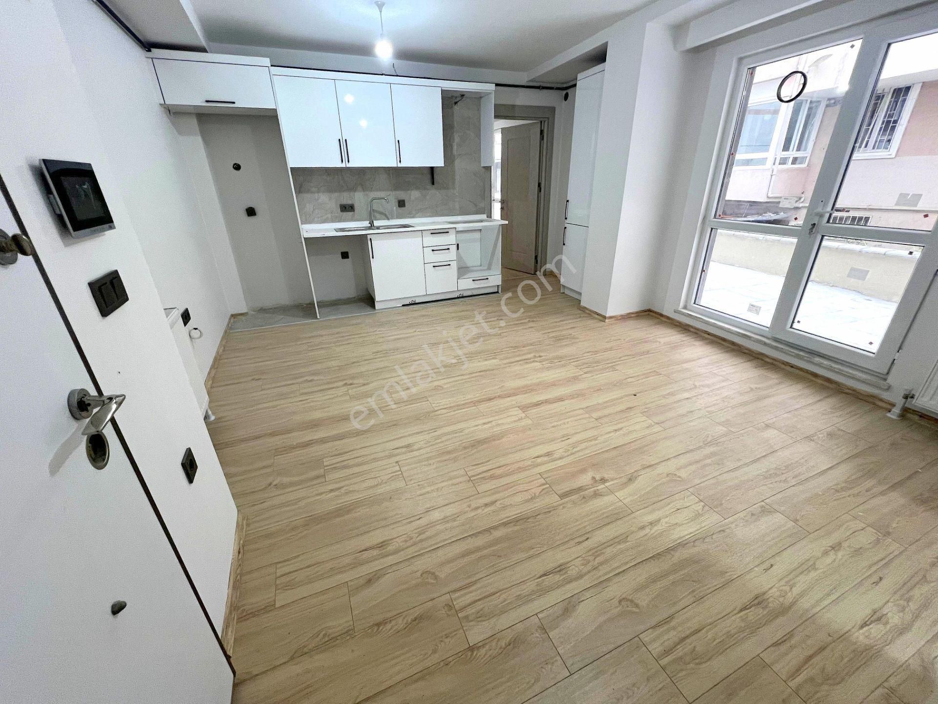 ▃birikim▃ Altıntepe'de Sahile Yakın Teras Kullanımlı Sıfır 1+1!! - Görsel 2