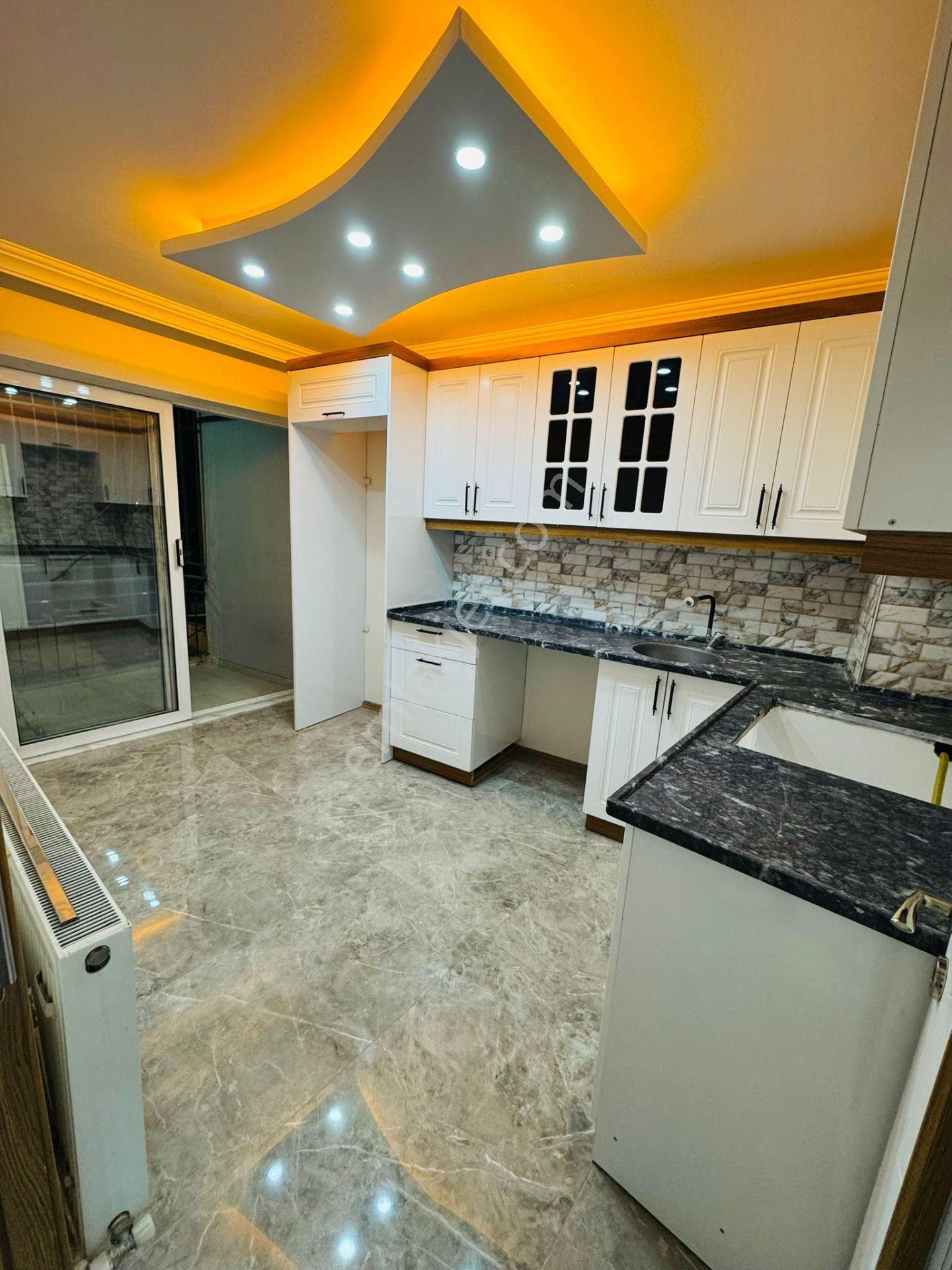 🏡alaybey Mahallesi 🏡 ✅3+1 125 M2 5 Katlının 1 Katı Arakat ❇️kombi Petekli Full Tadilatlı - Görsel 3