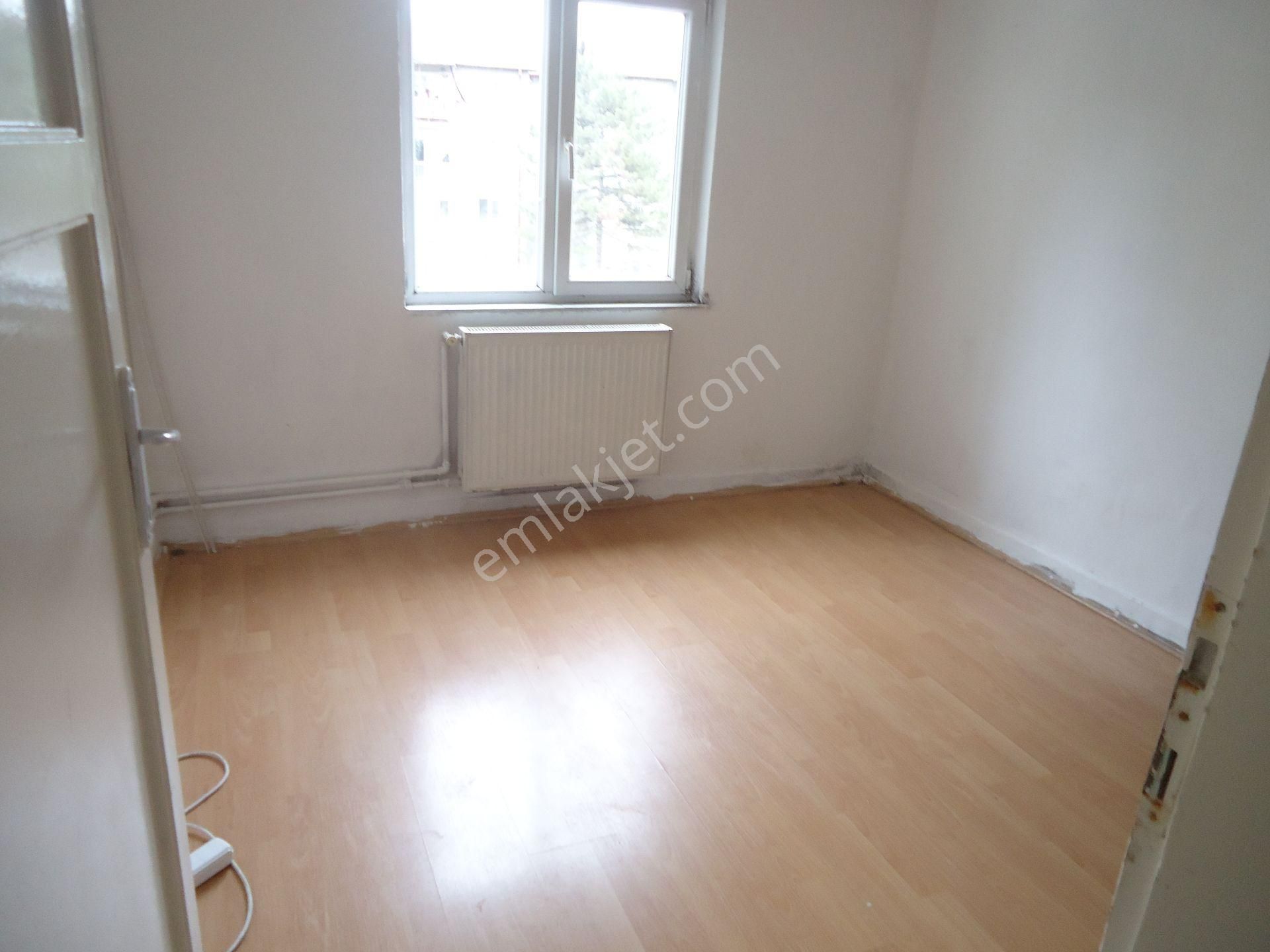 Telsiz Bloklarında Kiralık Daire Gizem Emlaktan - Görsel 13
