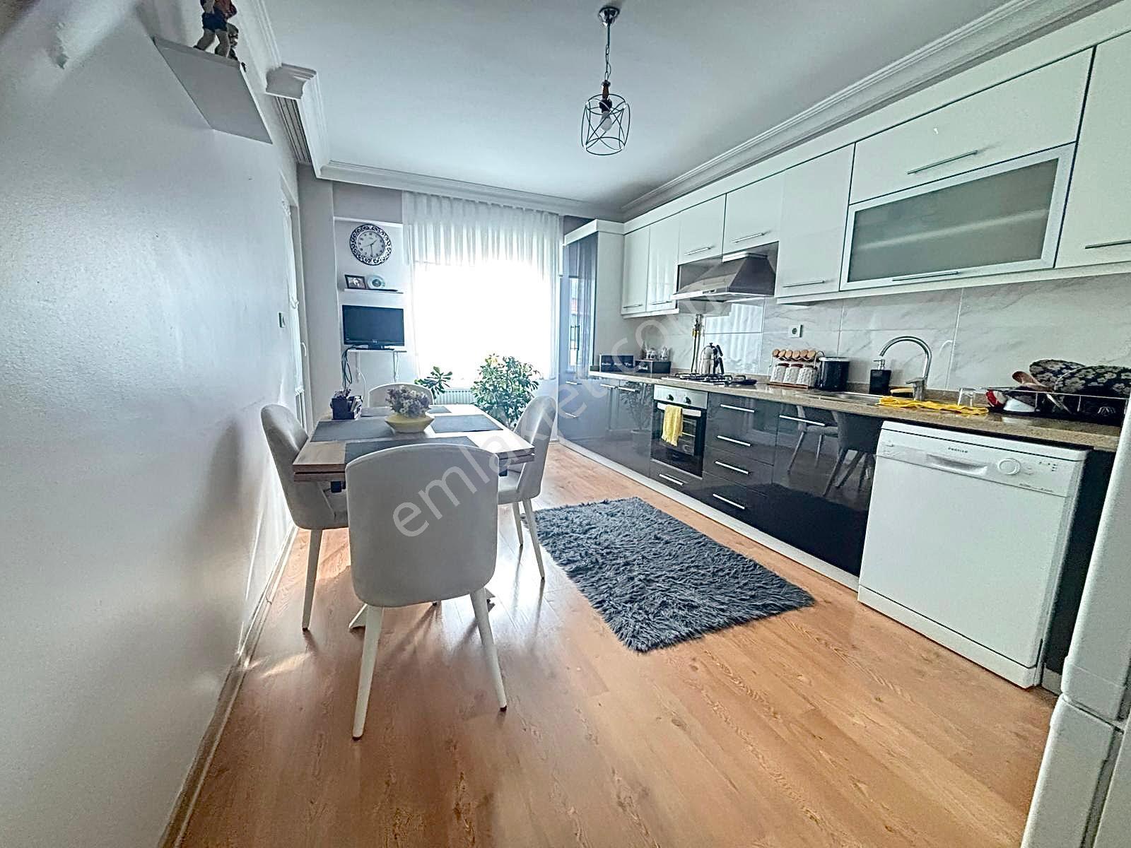 Home And Car'dan Cennetayağı'da Satılık 3+1 Daire! - Görsel 13