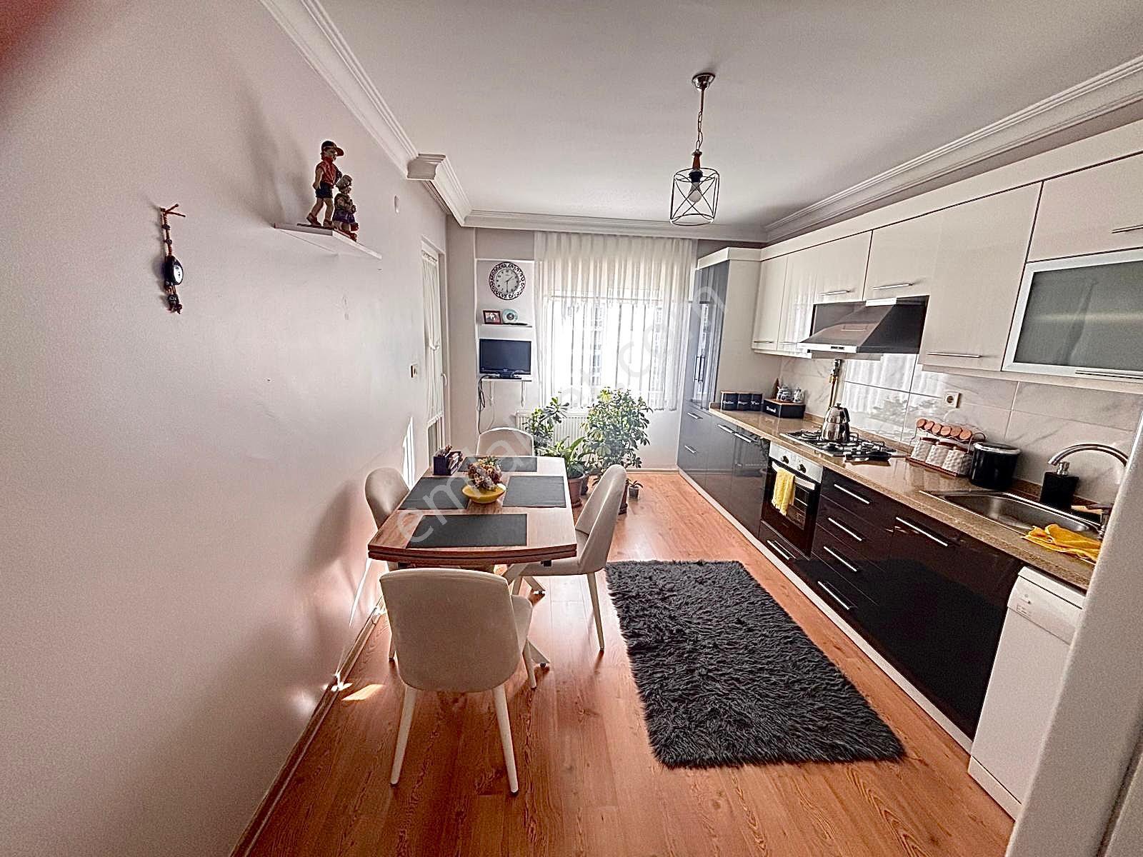Home And Car'dan Cennetayağı'da Satılık 3+1 Daire! - Görsel 17