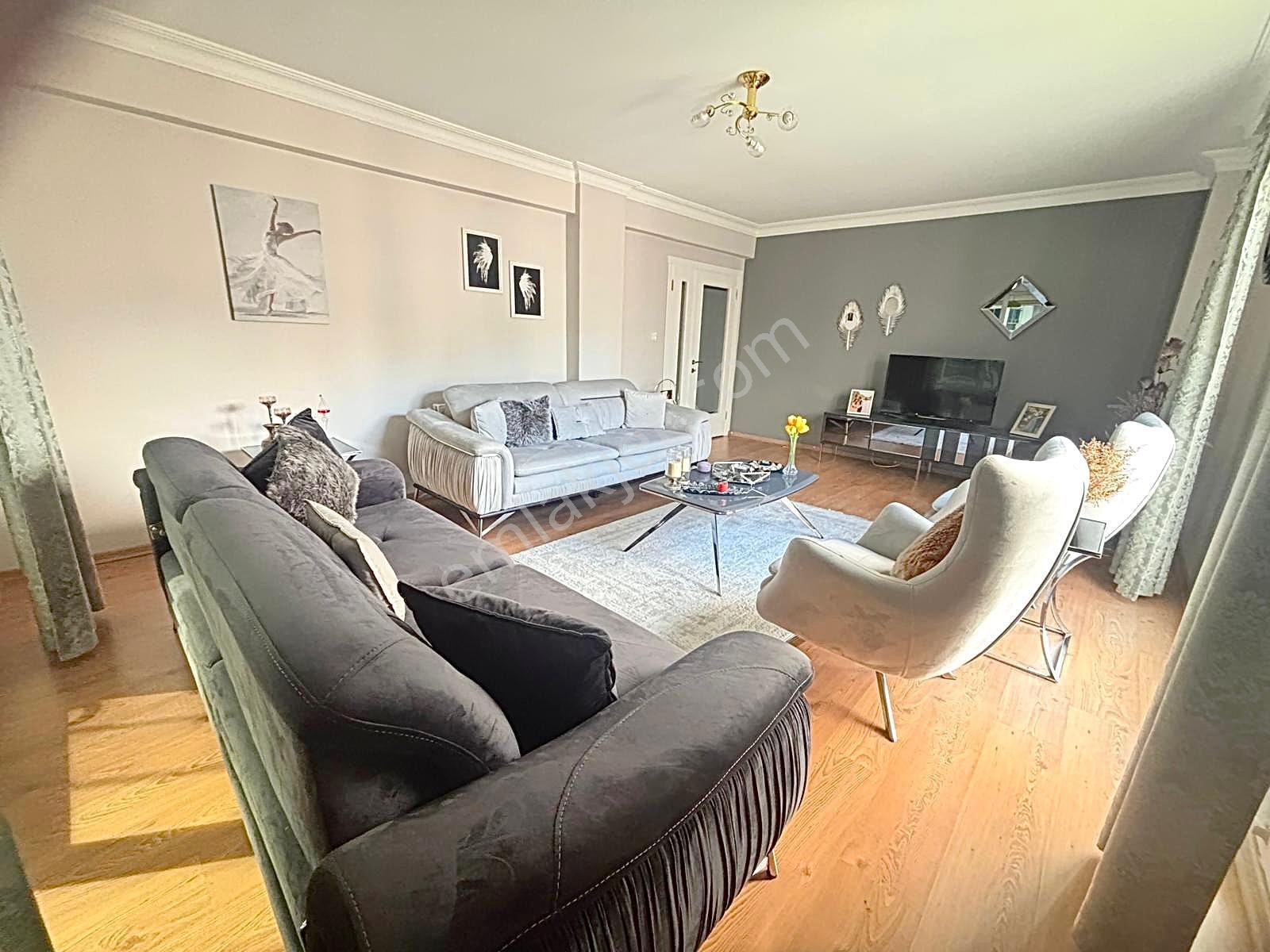 Home And Car'dan Cennetayağı'da Satılık 3+1 Daire! - Görsel 24