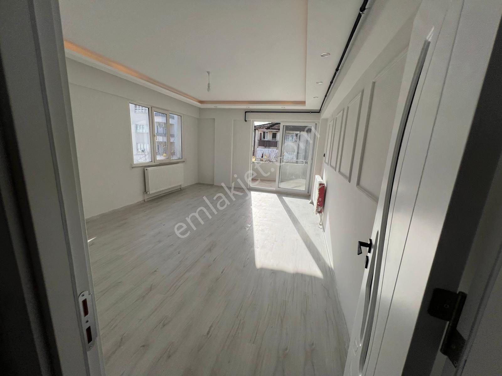 Aydın / Nazilli – Eski Devlet Hastanesi Mevkii Köşebaşı, Geniş Ve Aydınlık 3+1 Satılık Daire - Görsel 19