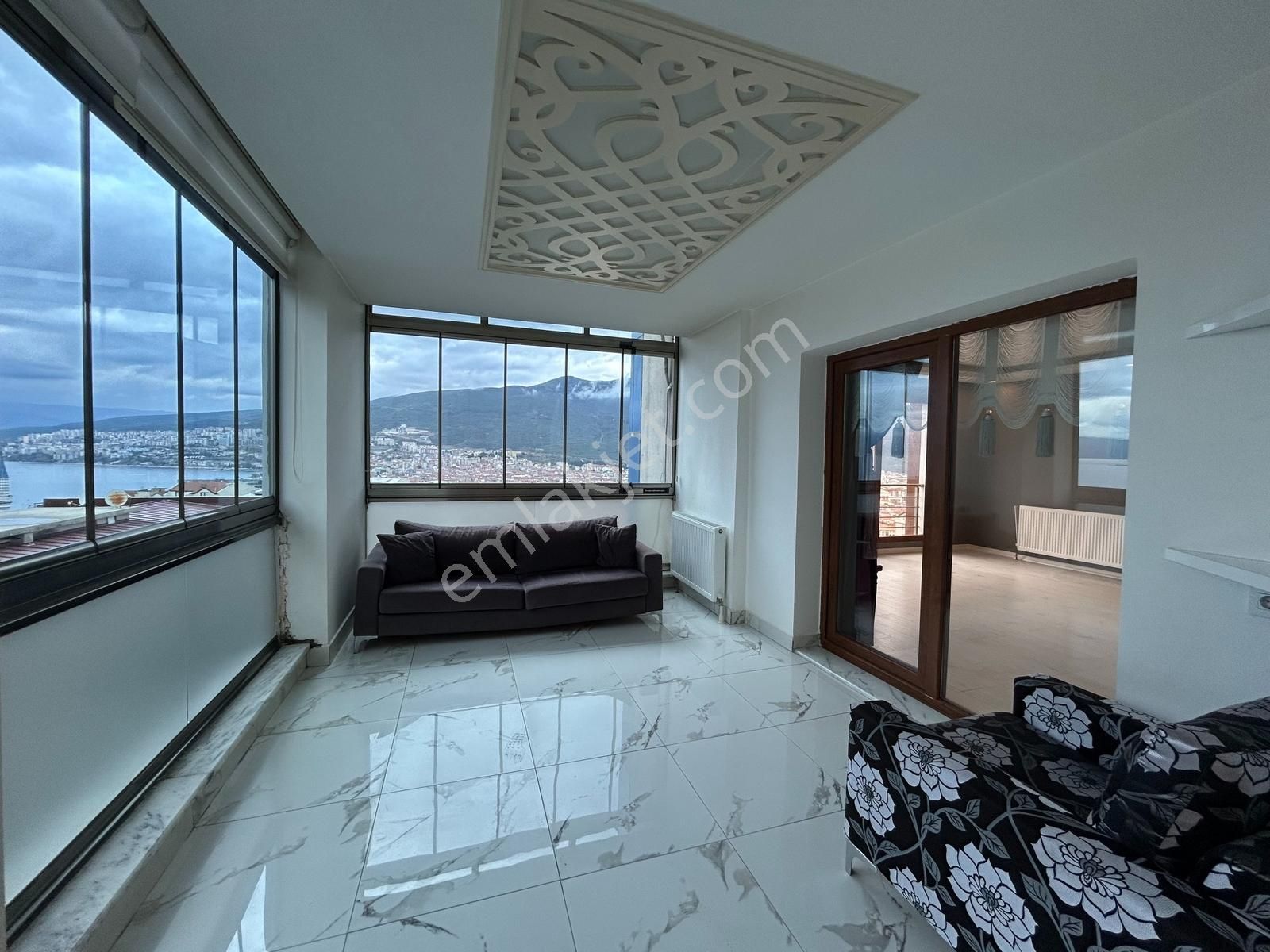 Gemlikte Deniz Manzaralı Satılık 5+1 Dubleks Daire - Görsel 14