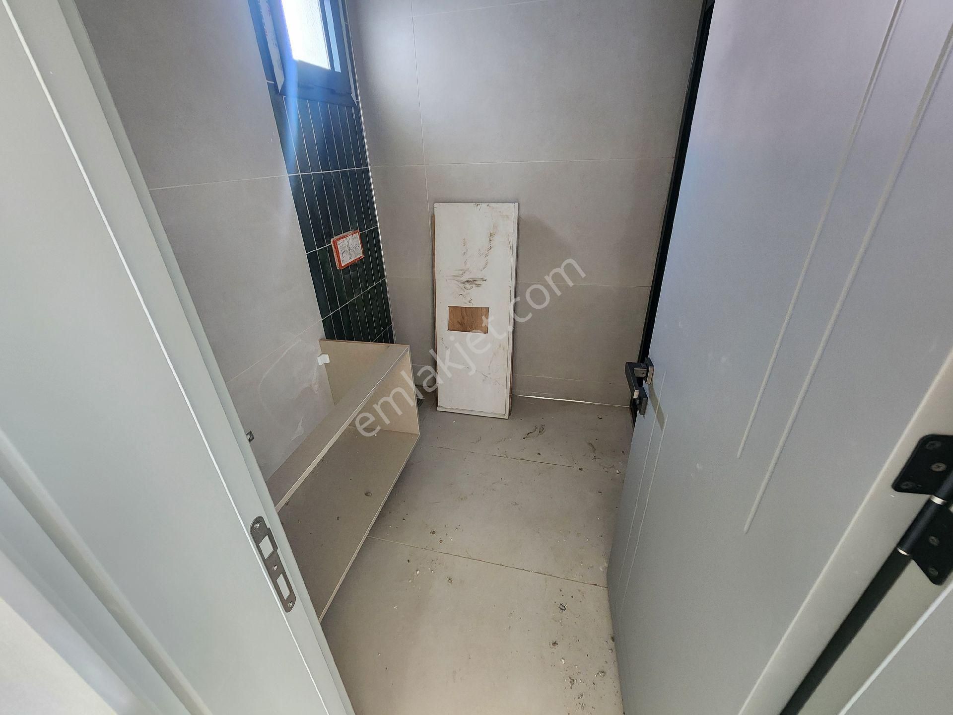 Güzelçamlı Plajı 300 Metre Köşe Villa - Görsel 22