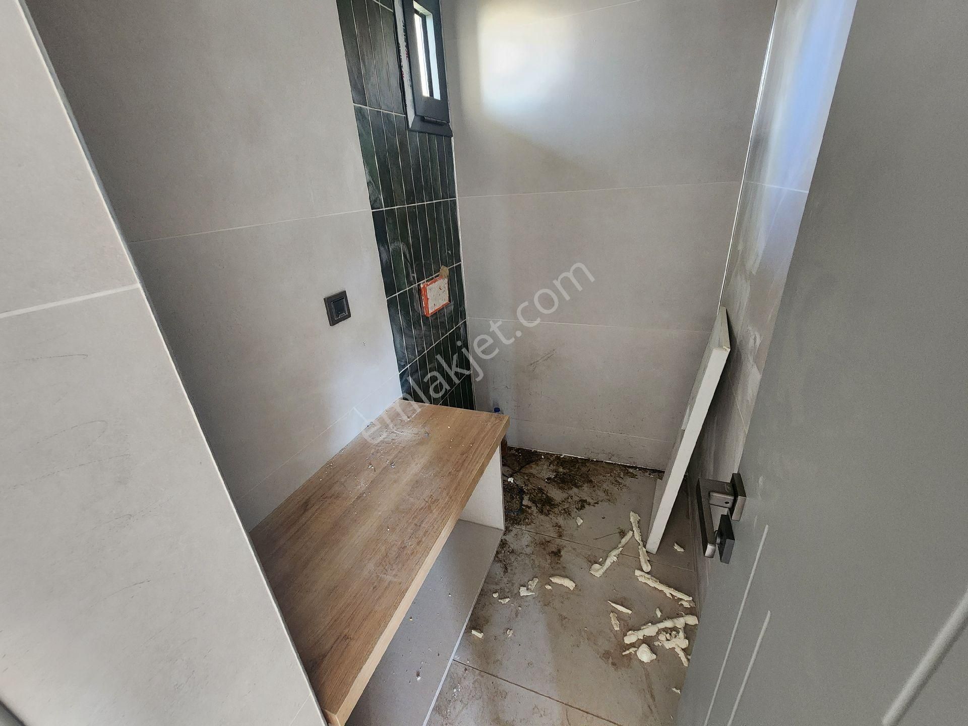 Güzelçamlı Plajı 300 Metre Köşe Villa - Görsel 18