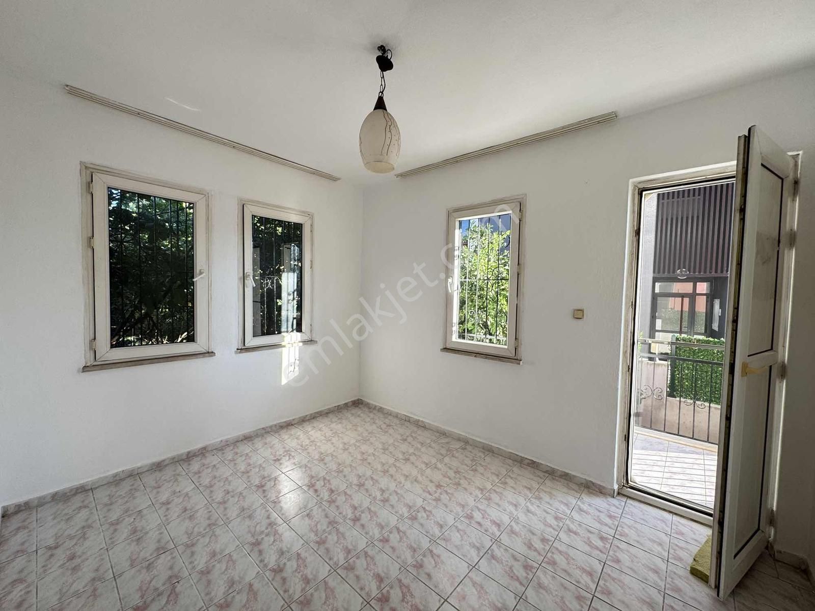 Fethiye Yeni Mah Kiralık 2+1 Giriş Kat Daire - Görsel 16