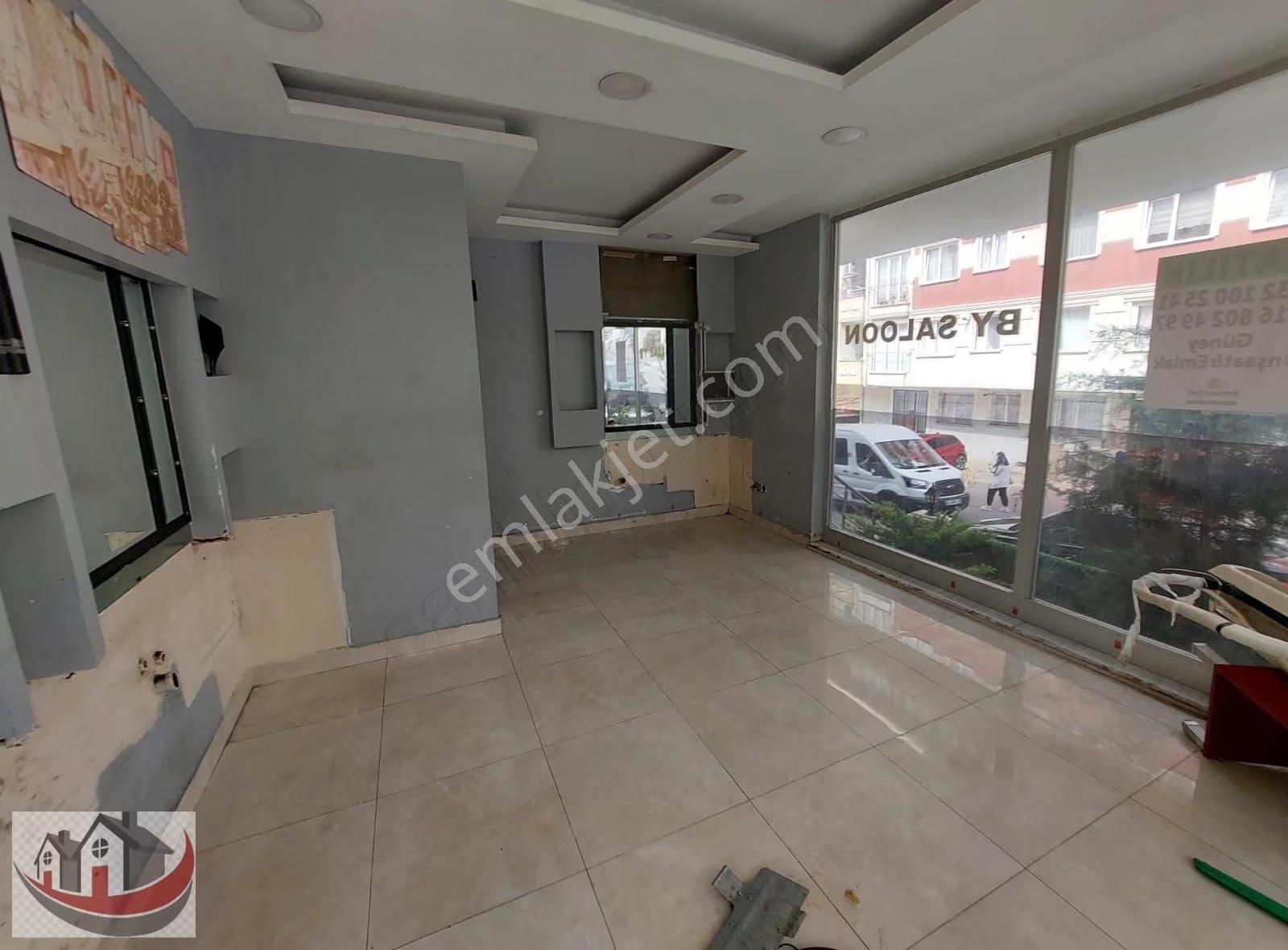 Güneyden Köşe Başı Yeni Bina 25m2 Kiracılı Dükkan - Görsel 6