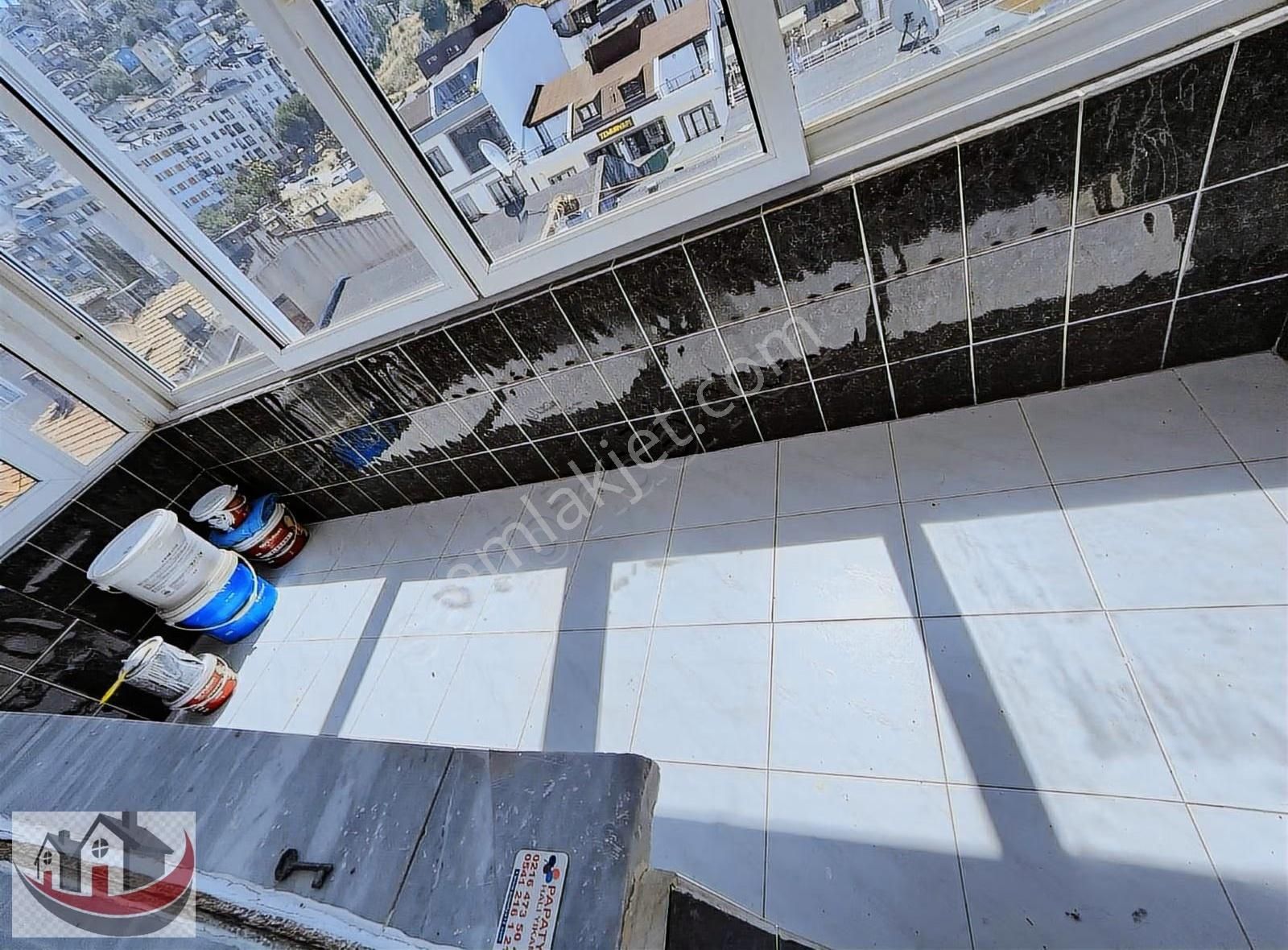 Güneyden Deniz Ve Adalar Manzaralı 3+1.130m2 Asansörlü Daire - Görsel 3