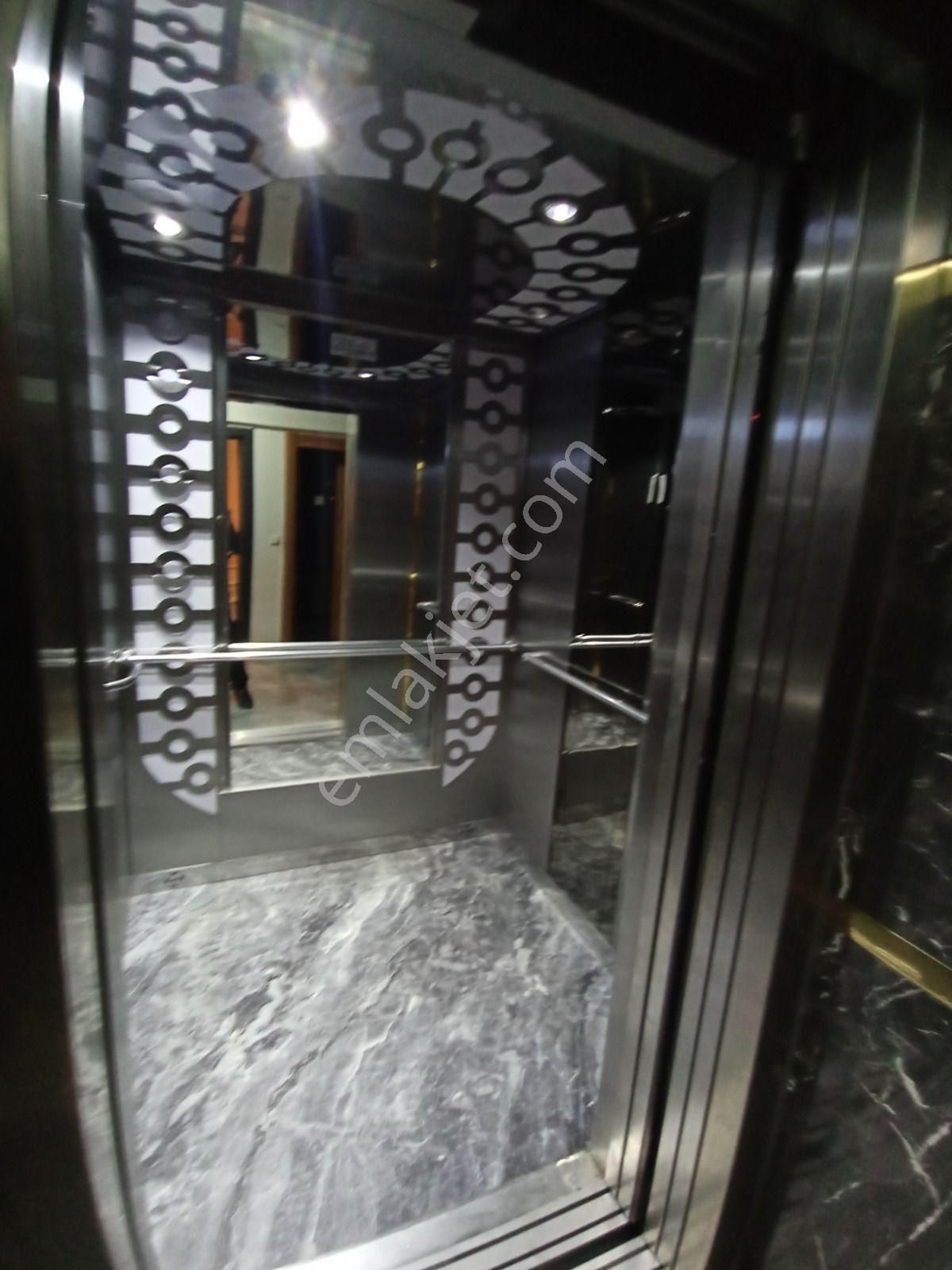 Çanakkale Merkez Esenler Satılık Geniş 1+1 Daire - Görsel 17