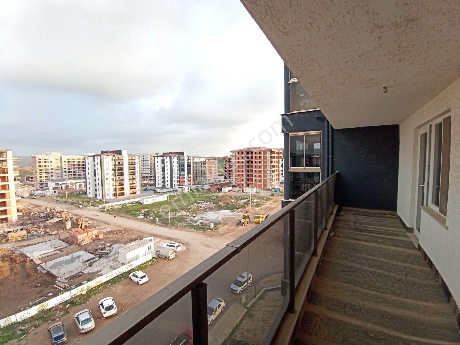 Çanakkale Merkez Esenler Satılık Geniş 1+1 Daire - Görsel 14