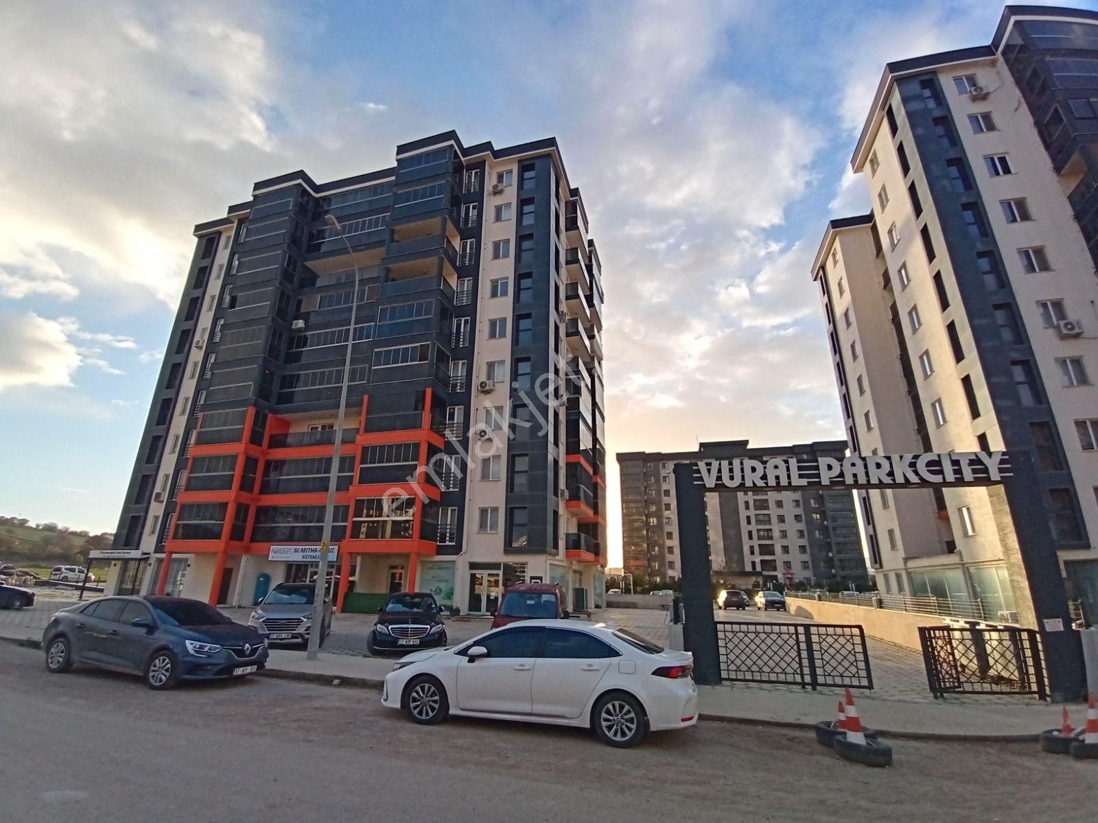 Çanakkale Merkez Esenler Satılık Geniş 1+1 Daire