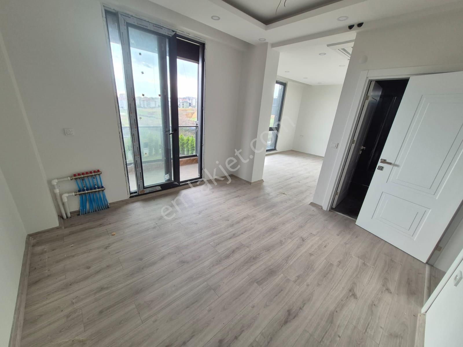 Delux'den Hürriyet Mah.'nin Villa Bölgesinde Fırsat Lux Villa - Görsel 18