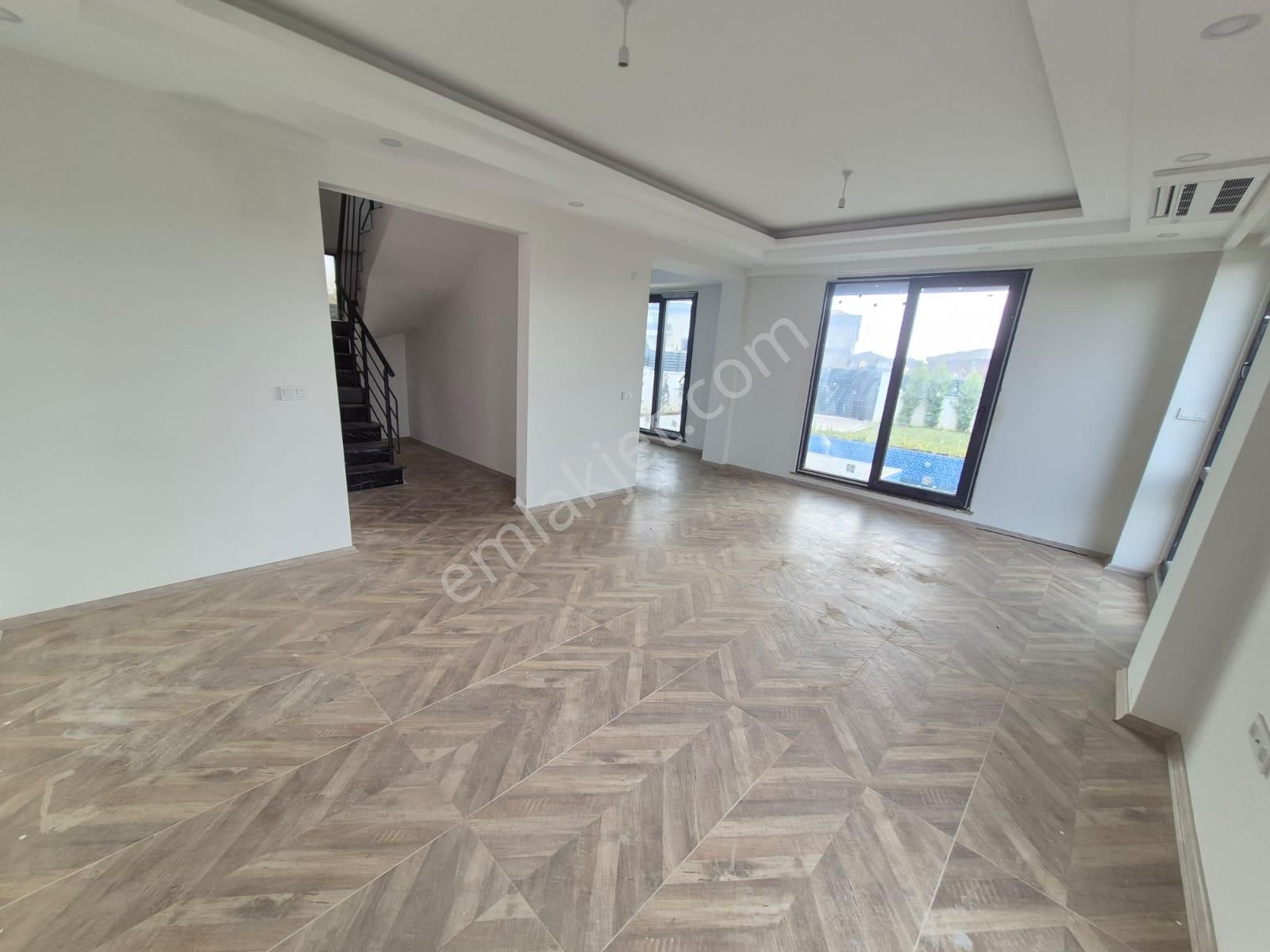 Delux'den Hürriyet Mah.'nin Villa Bölgesinde Fırsat Lux Villa - Görsel 3