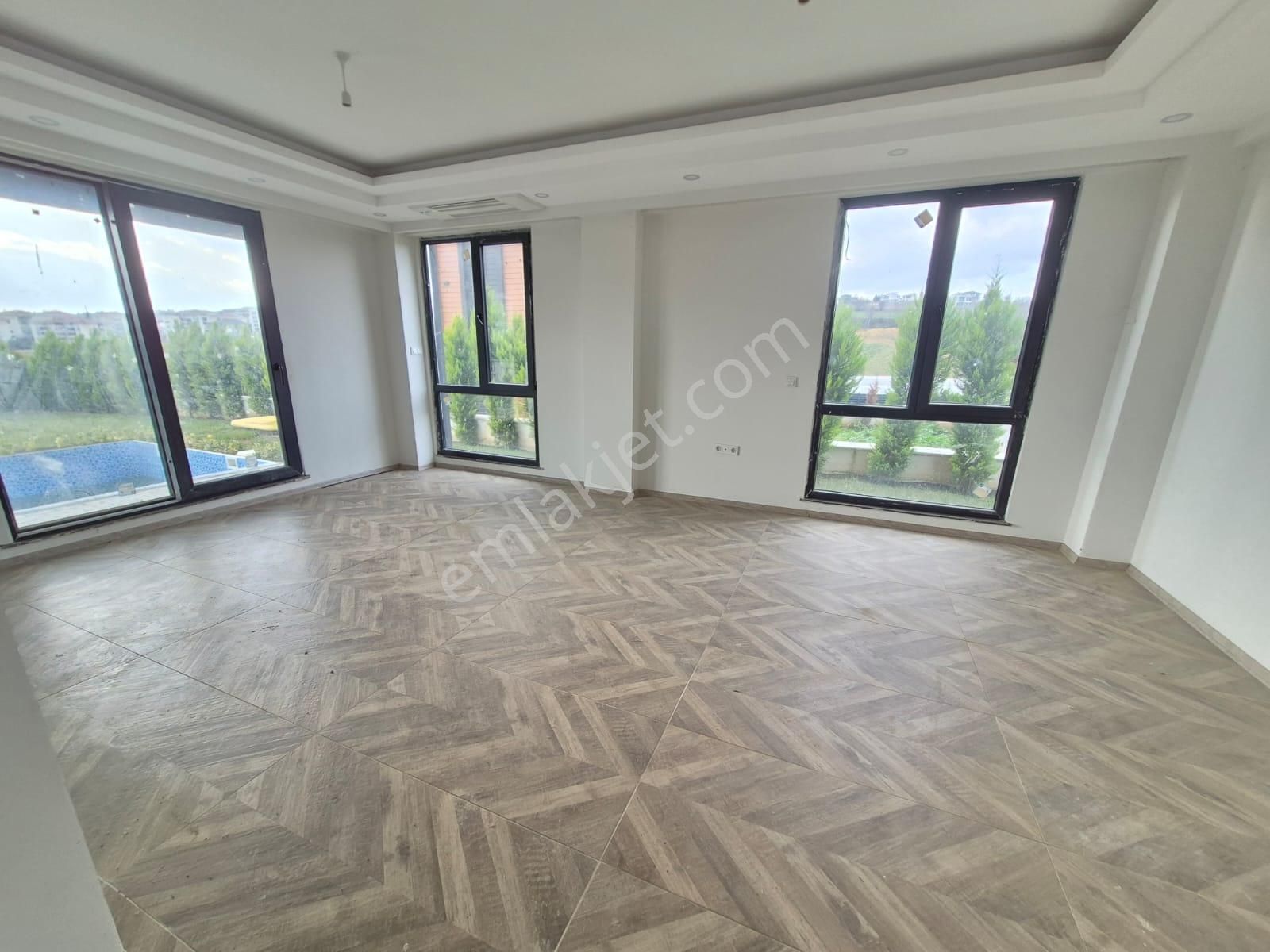 Delux'den Hürriyet Mah.'nin Villa Bölgesinde Fırsat Lux Villa - Görsel 2