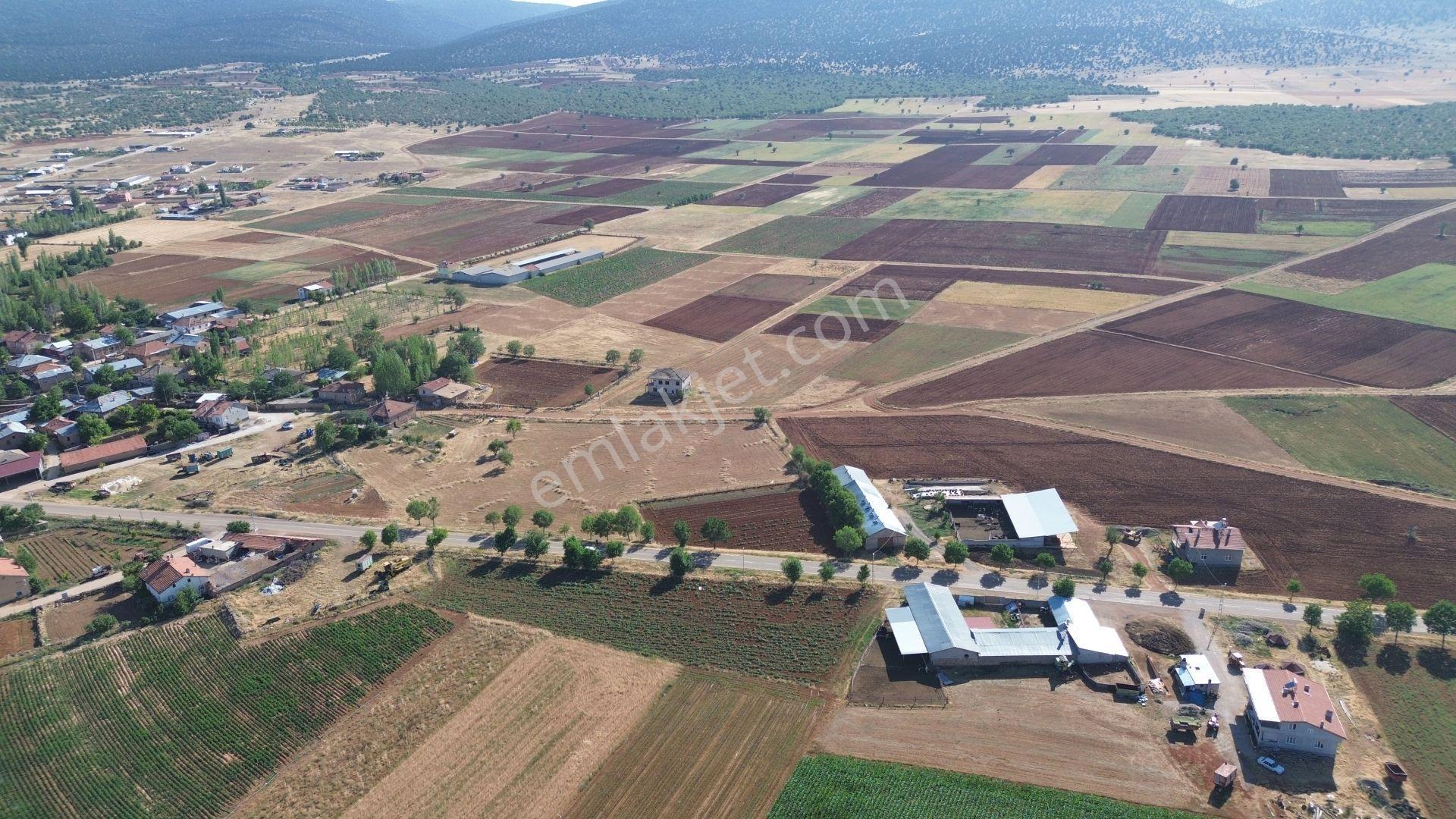 Konya / Akören / Karahüyük Mahallesinde 566 M² Müstakil Tapulu Konut İmarlı Arsa - Görsel 4