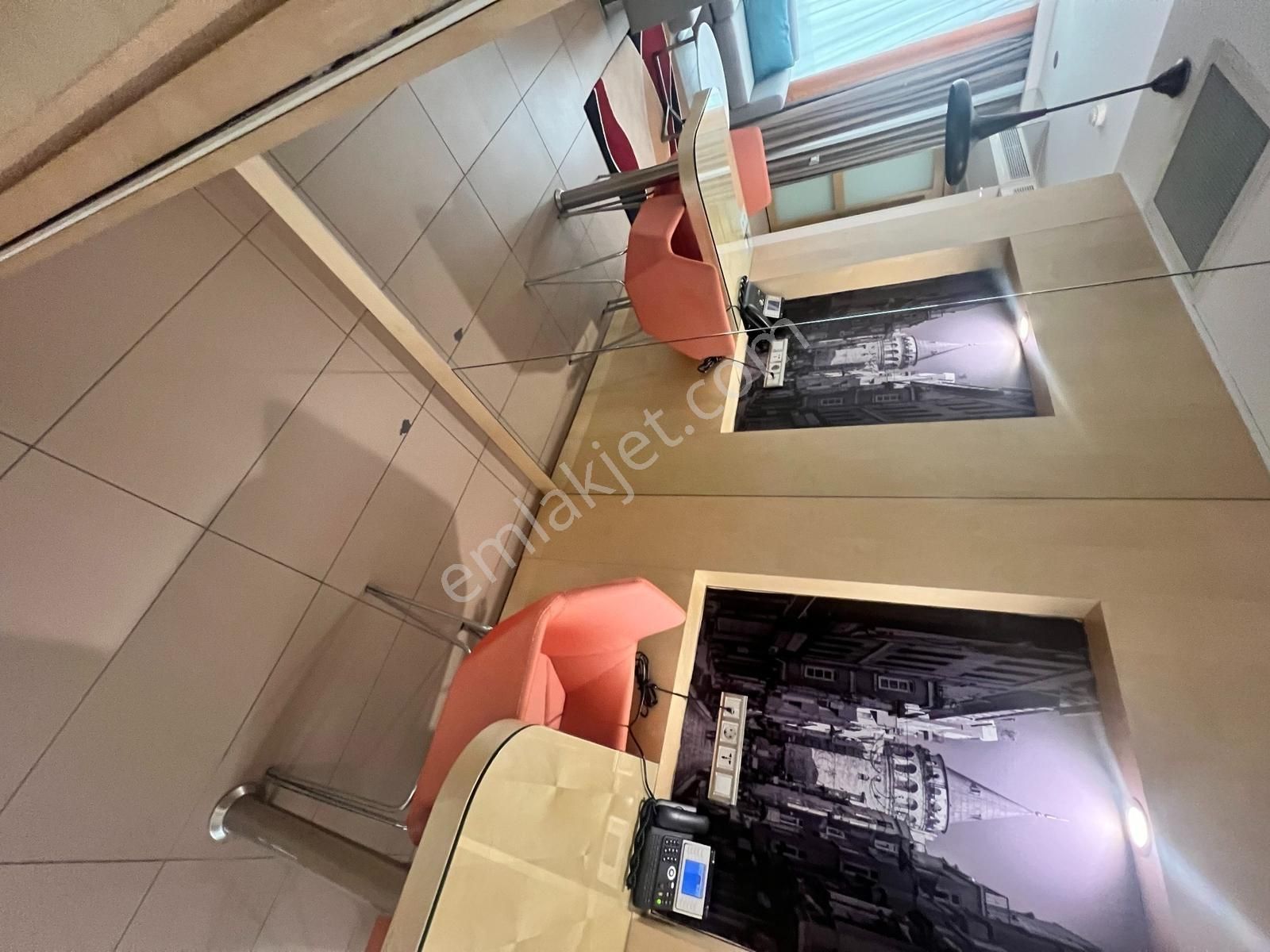 Dap Tango Kule Camlar Açılır Metro Yanı Full Otel Eşyalı - Görsel 4