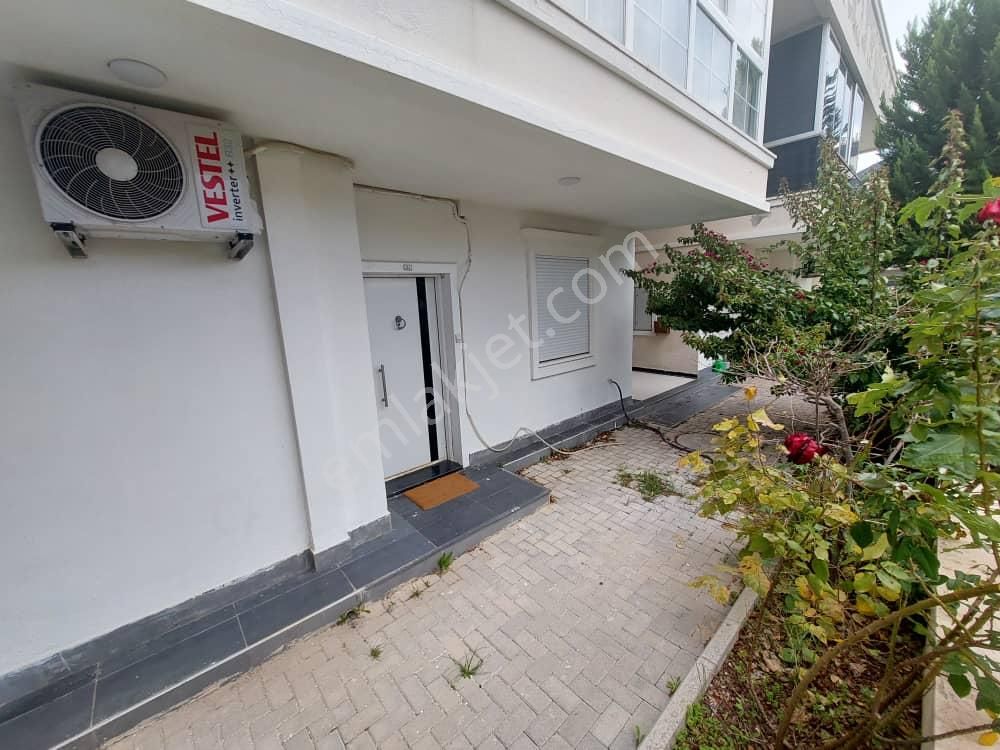 Güzeloba'da 1+1 Satılık Bakımlı Daire - Görsel 21