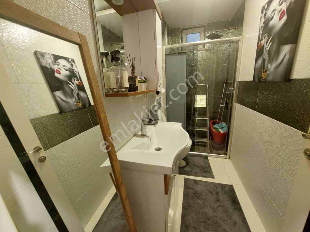 Güzeloba'da 1+1 Satılık Bakımlı Daire - Görsel 13