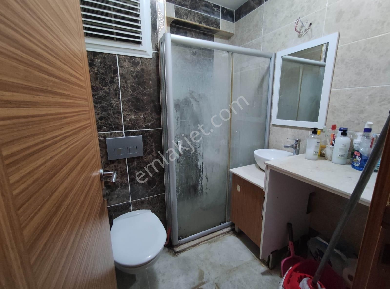 Para'dan Üsküdar Merkez 37 Bin Hazır Kiracıdenize Yakın 1+1daire - Görsel 2