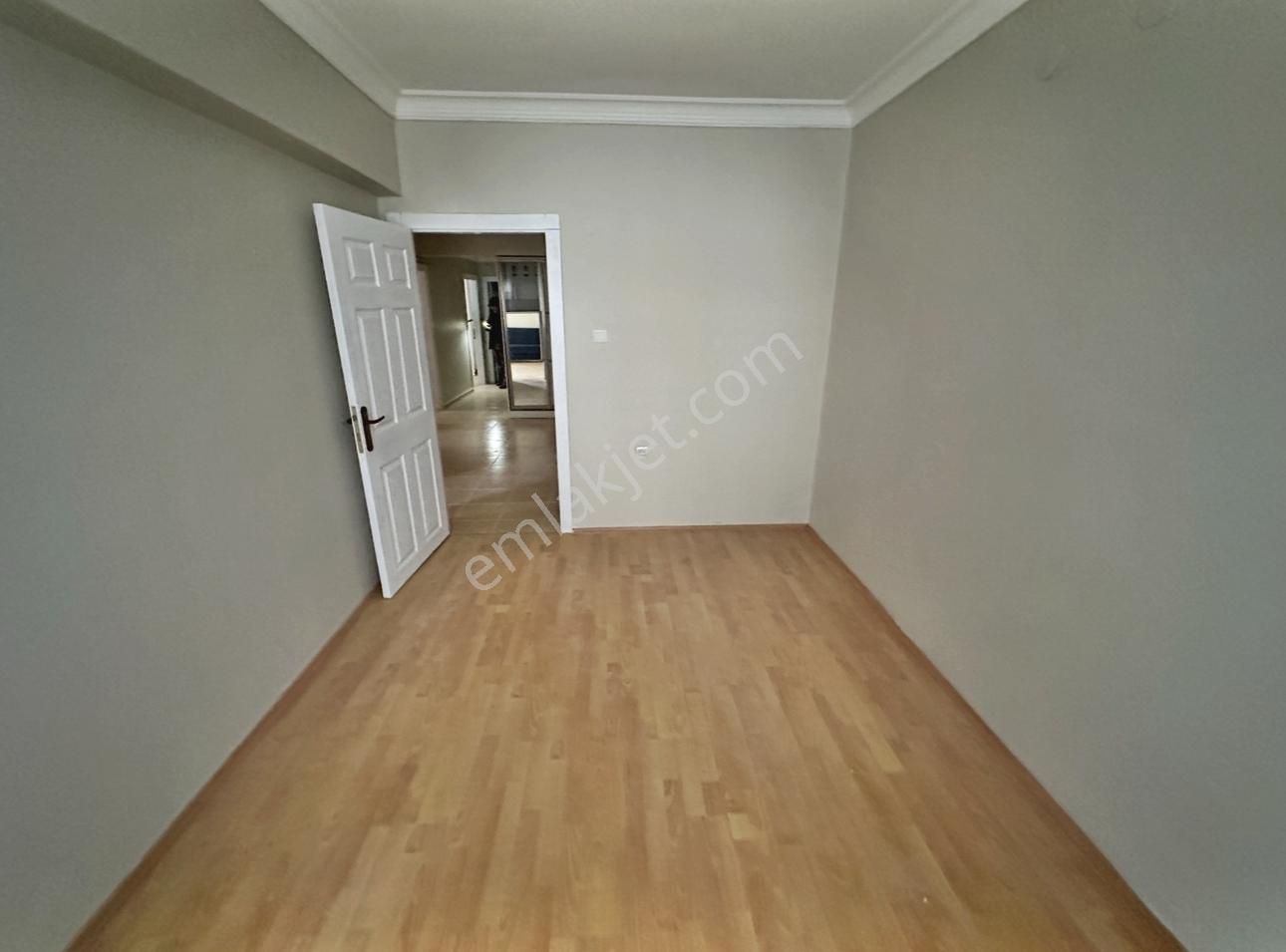 Kartaltepe Mahallesinde Balkonlu 3+1 Satılık Daire - Görsel 6