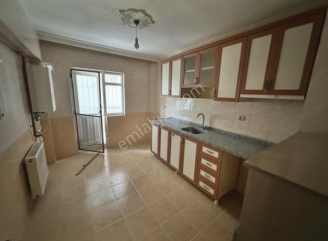 Kartaltepe Mahallesinde Balkonlu 3+1 Satılık Daire - Görsel 11