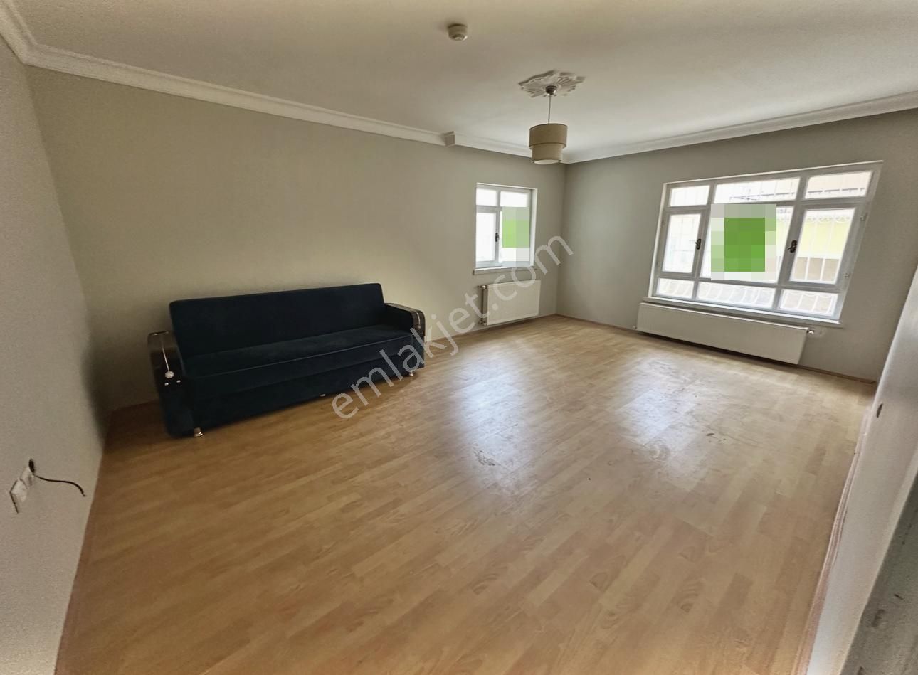 Kartaltepe Mahallesinde Balkonlu 3+1 Satılık Daire